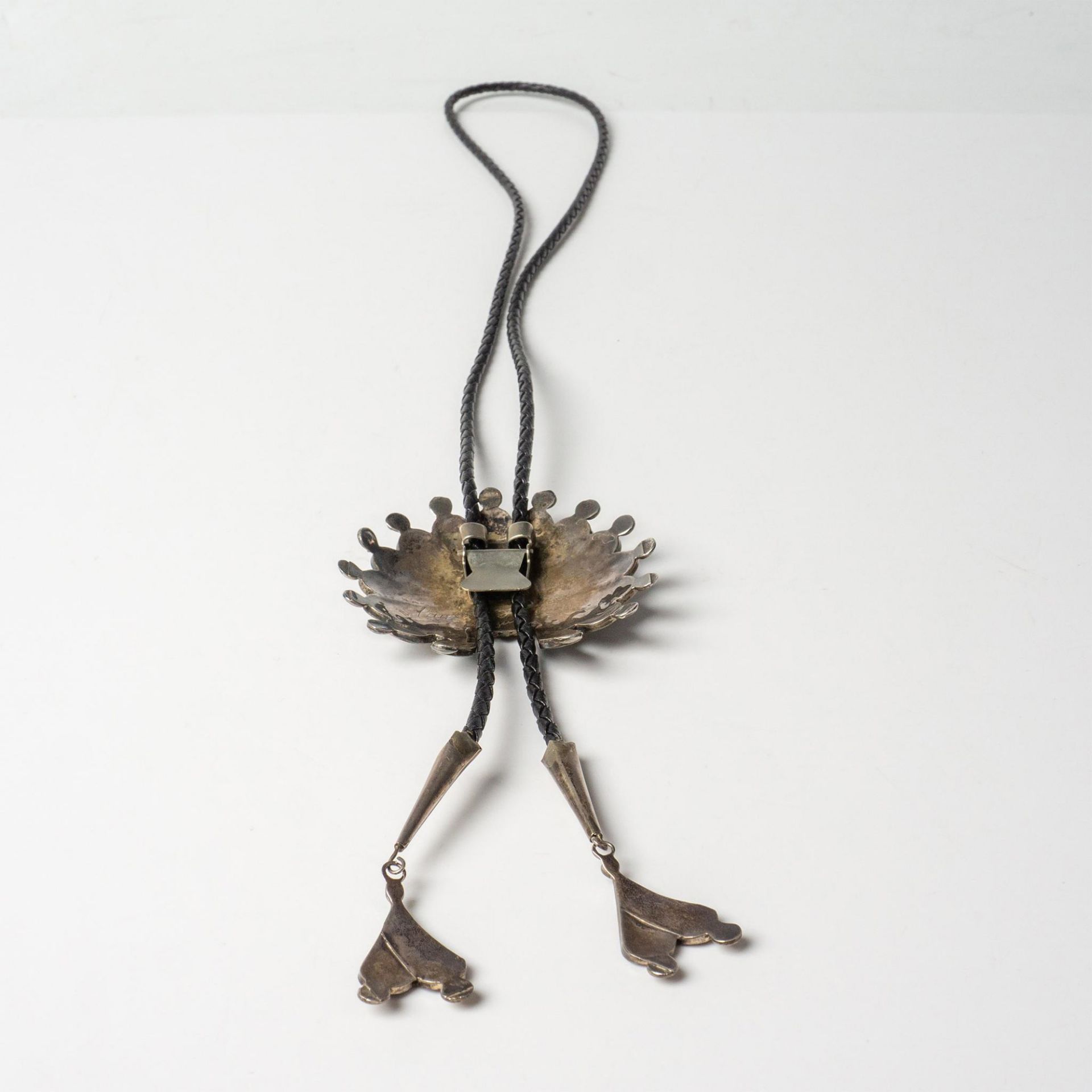 Pauline Lonjose Zuni Sunface Bolo Tie, Signed - Bild 5 aus 6