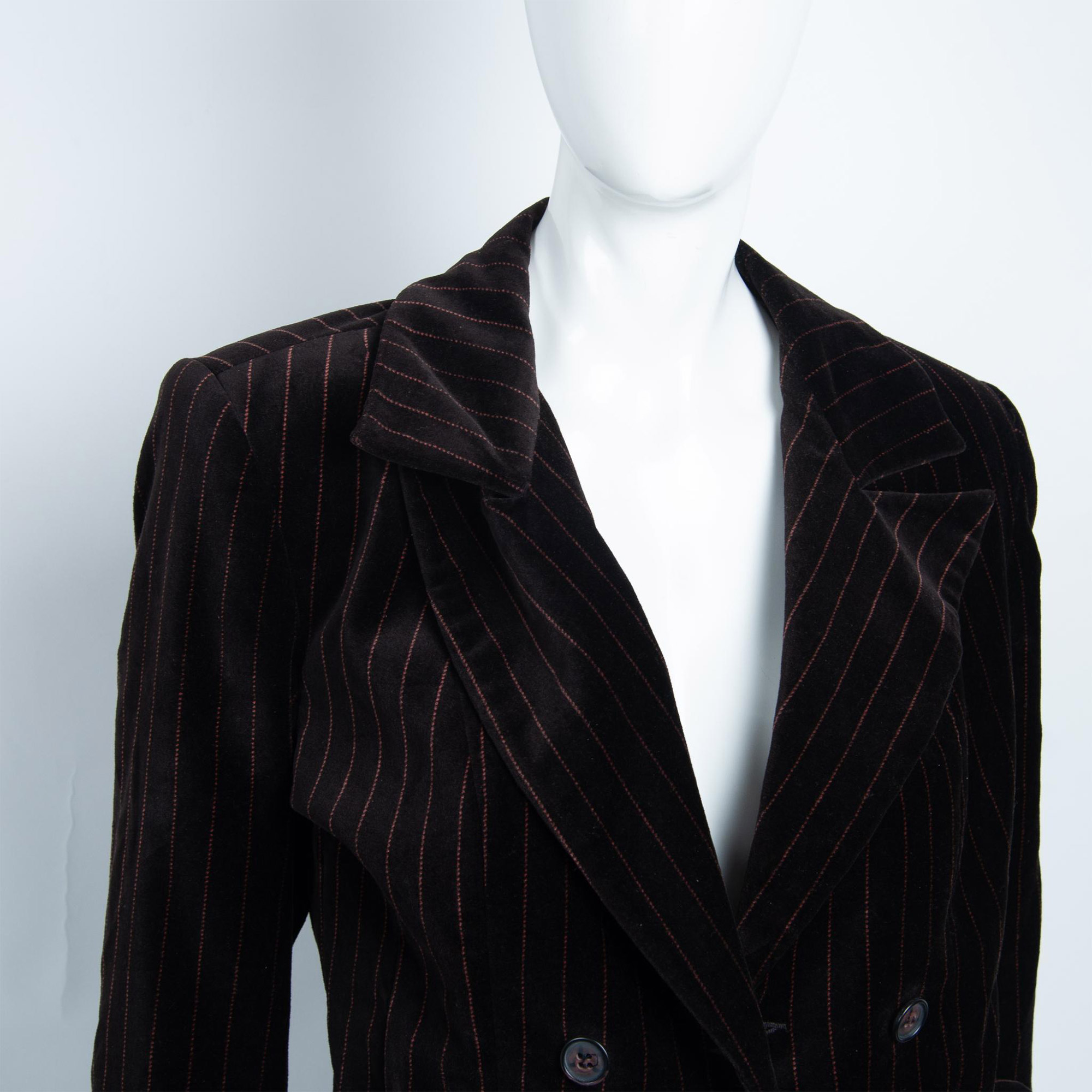 2pc Vintage Armand Ventilo Velvet Pant Suit, Size 40 - Image 3 of 12