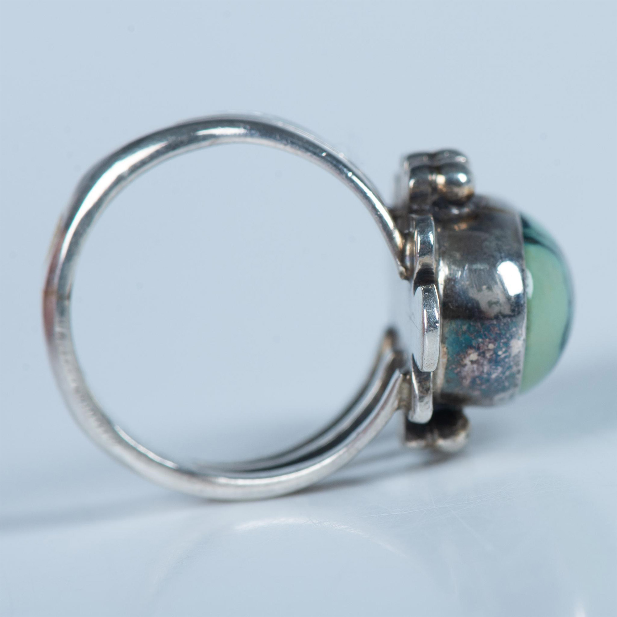 Handmade Native American Sterling Silver & Turquoise Ring - Image 5 of 5