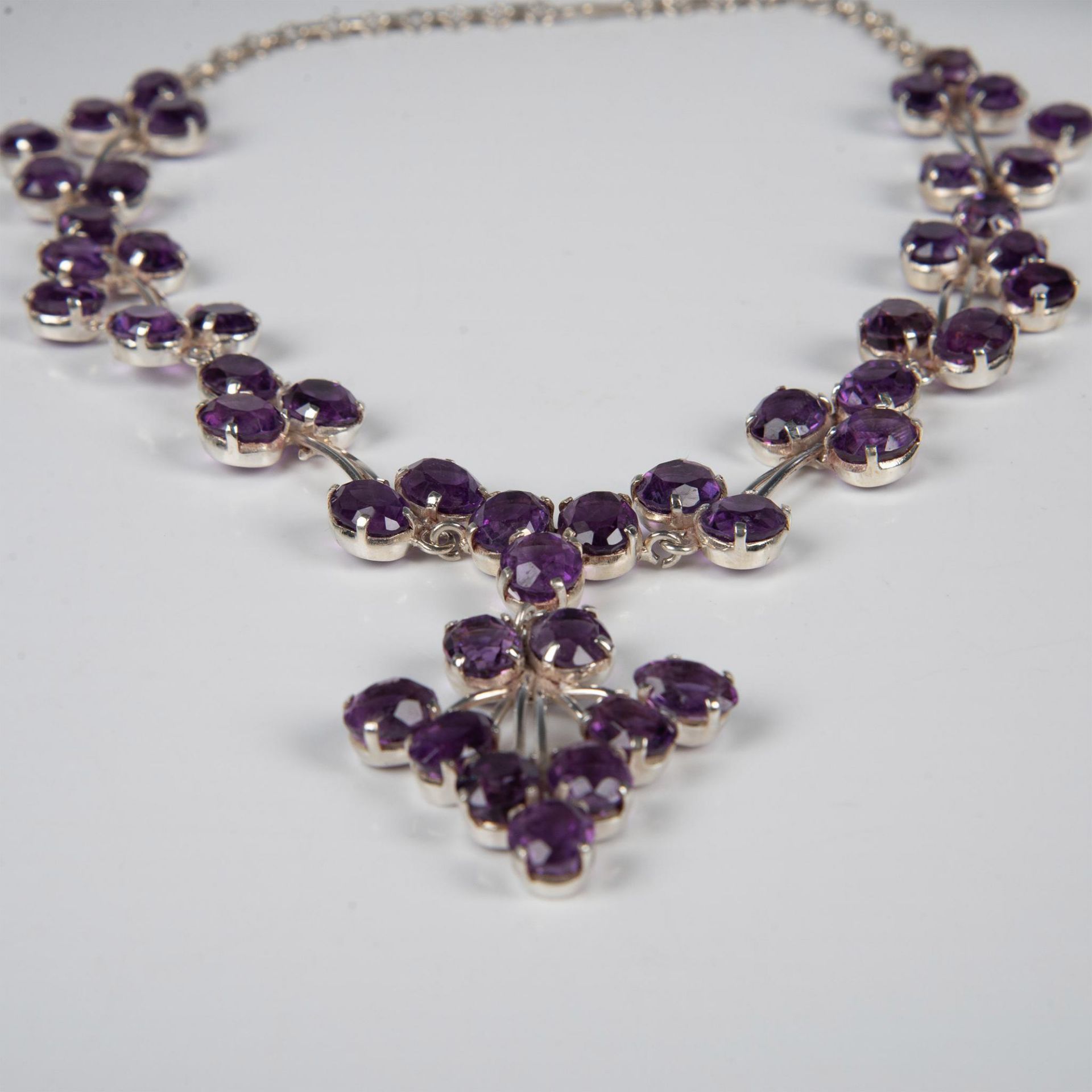 Exquisite Sterling Silver & Lab Amethyst Statement Necklace - Image 7 of 12