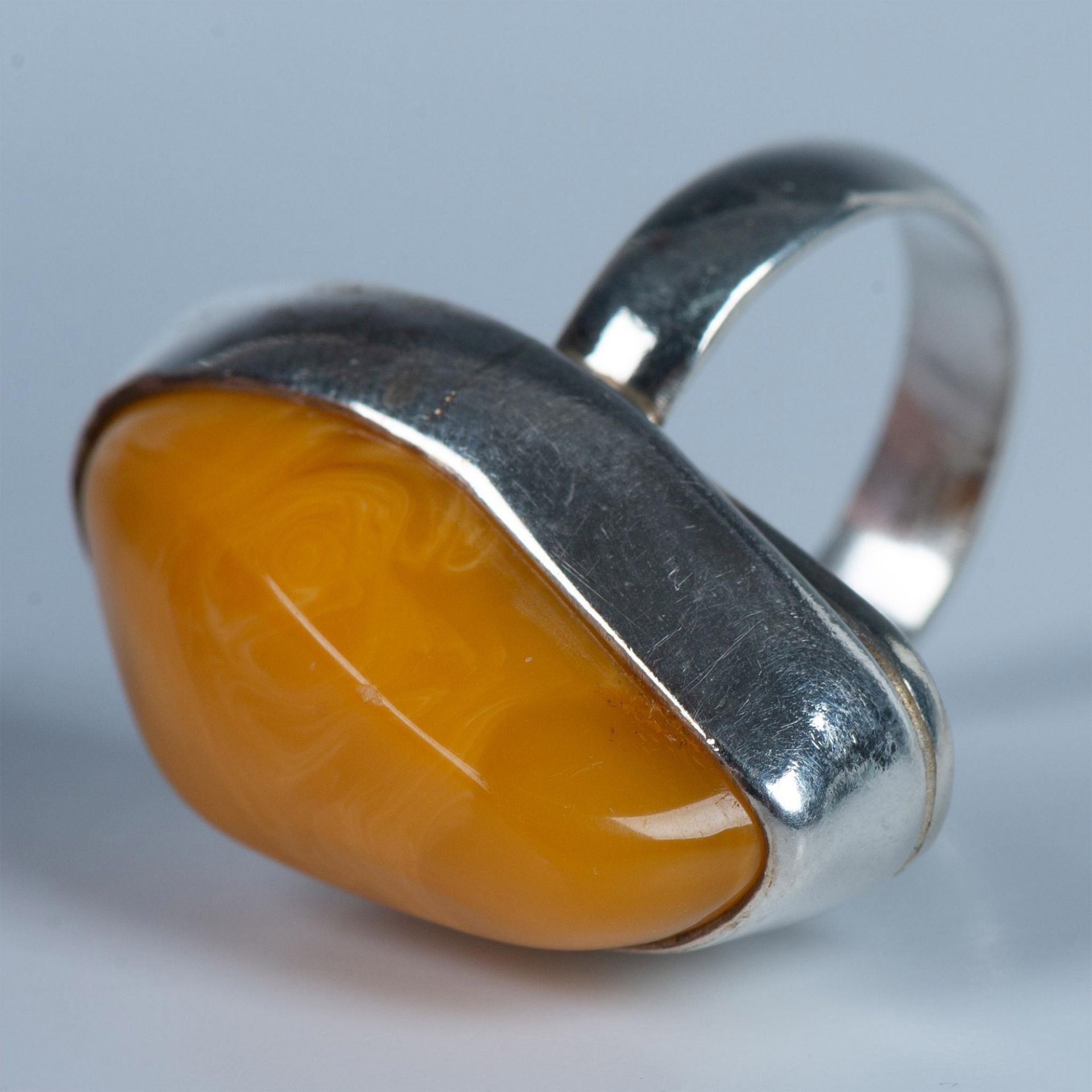 2pcs Pretty Sterling Silver and Baltic Amber Ring & Bracelet - Image 4 of 5