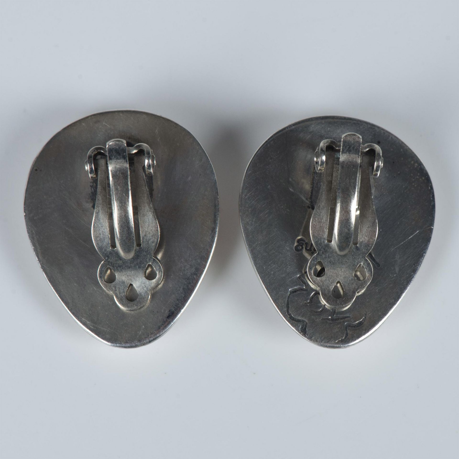 T. Goodluck Navajo Sterling & Coral Shadow Box Clip Earrings - Image 3 of 3