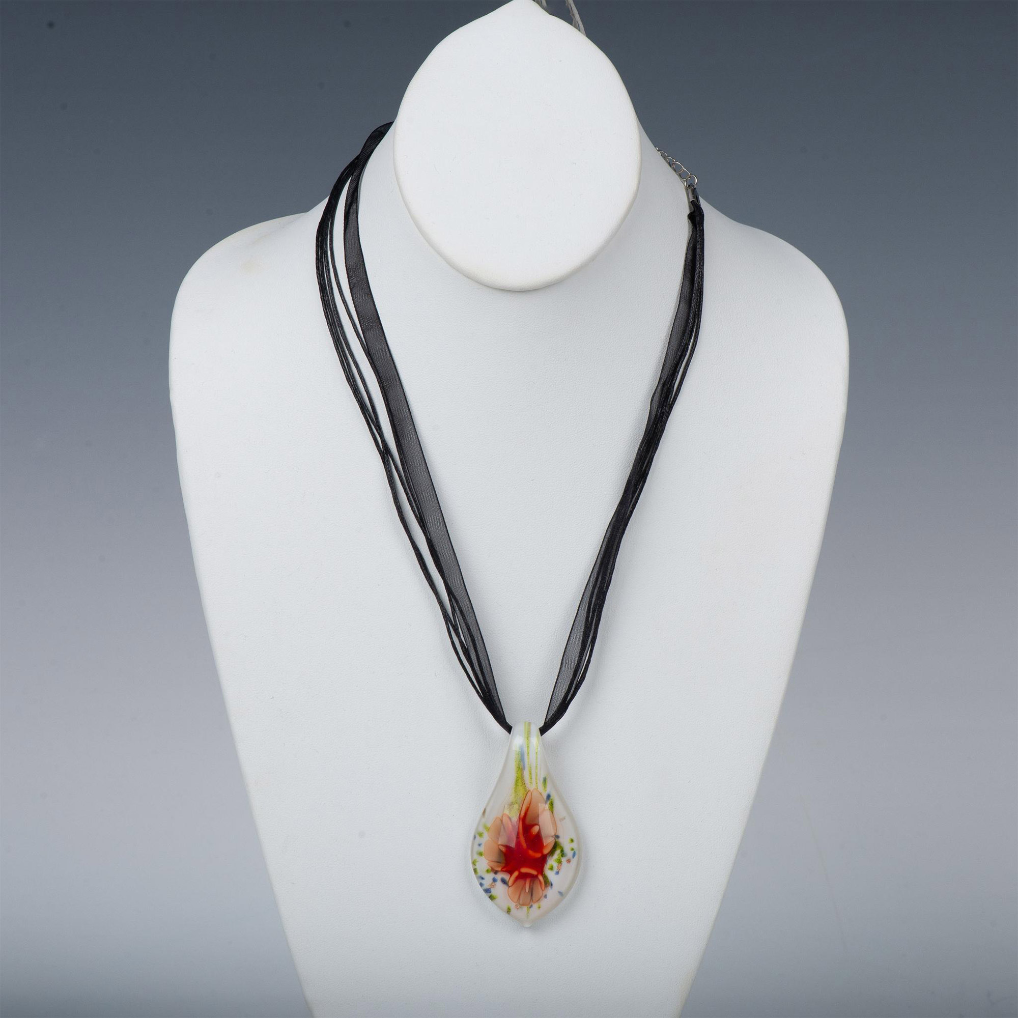 3pc Blown Glass Flower Pendant Necklaces - Image 2 of 8