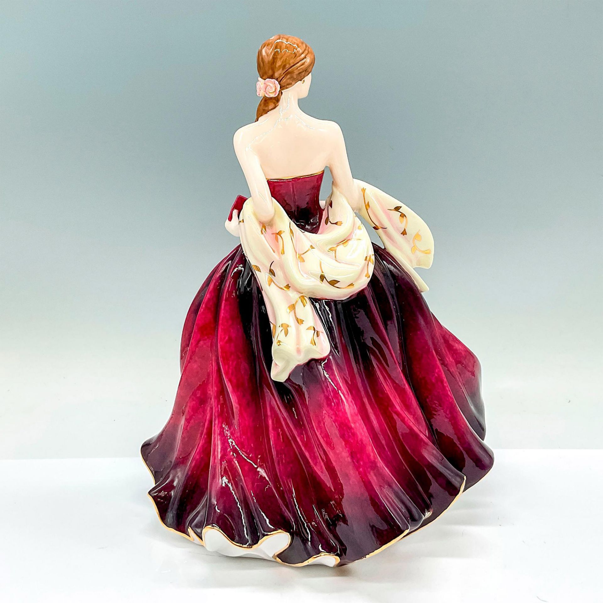 Happy Birthday 2010 - HN5377 - Royal Doulton Figurine - Image 2 of 3