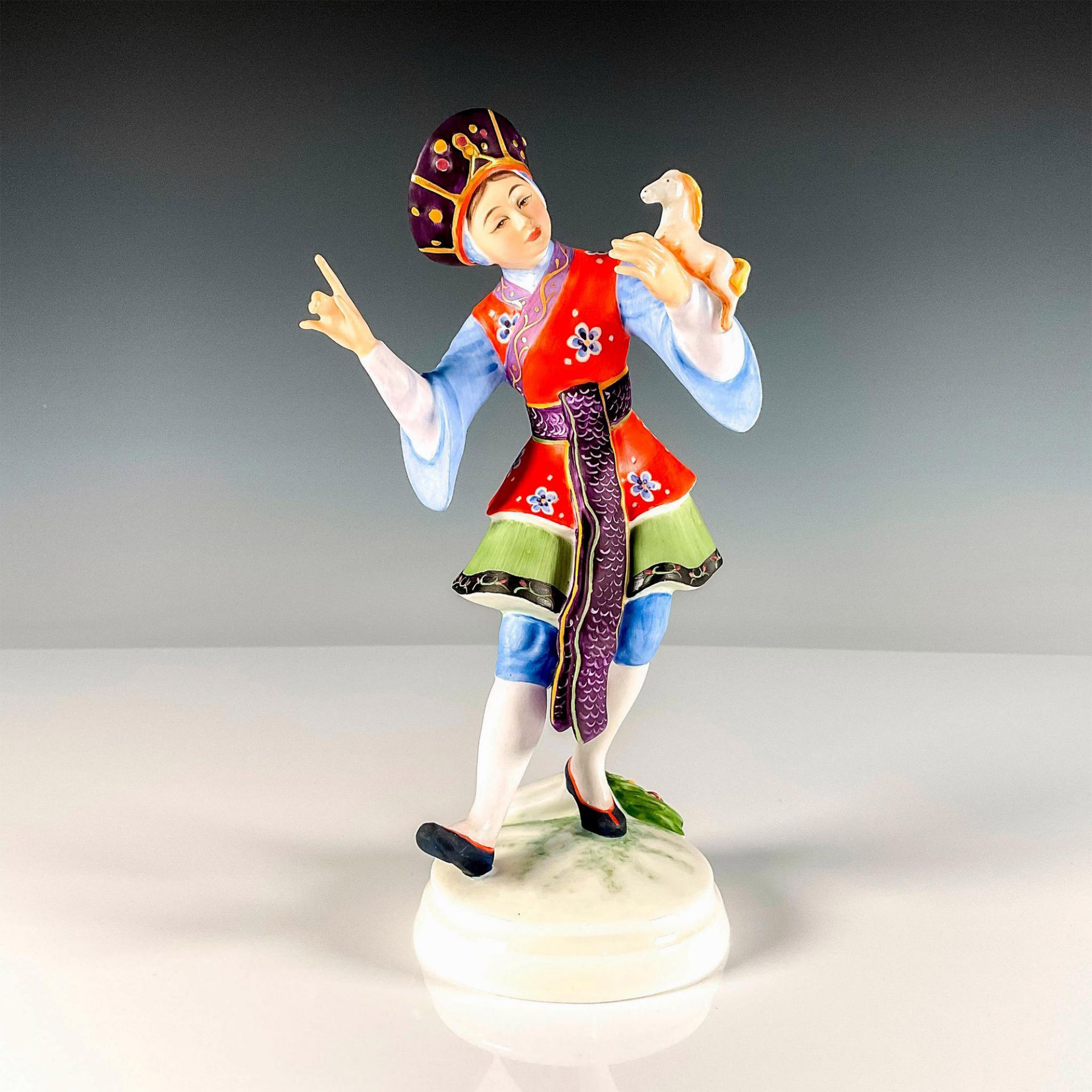 Chinese Dancer - HN2840 - Royal Doulton Figurine