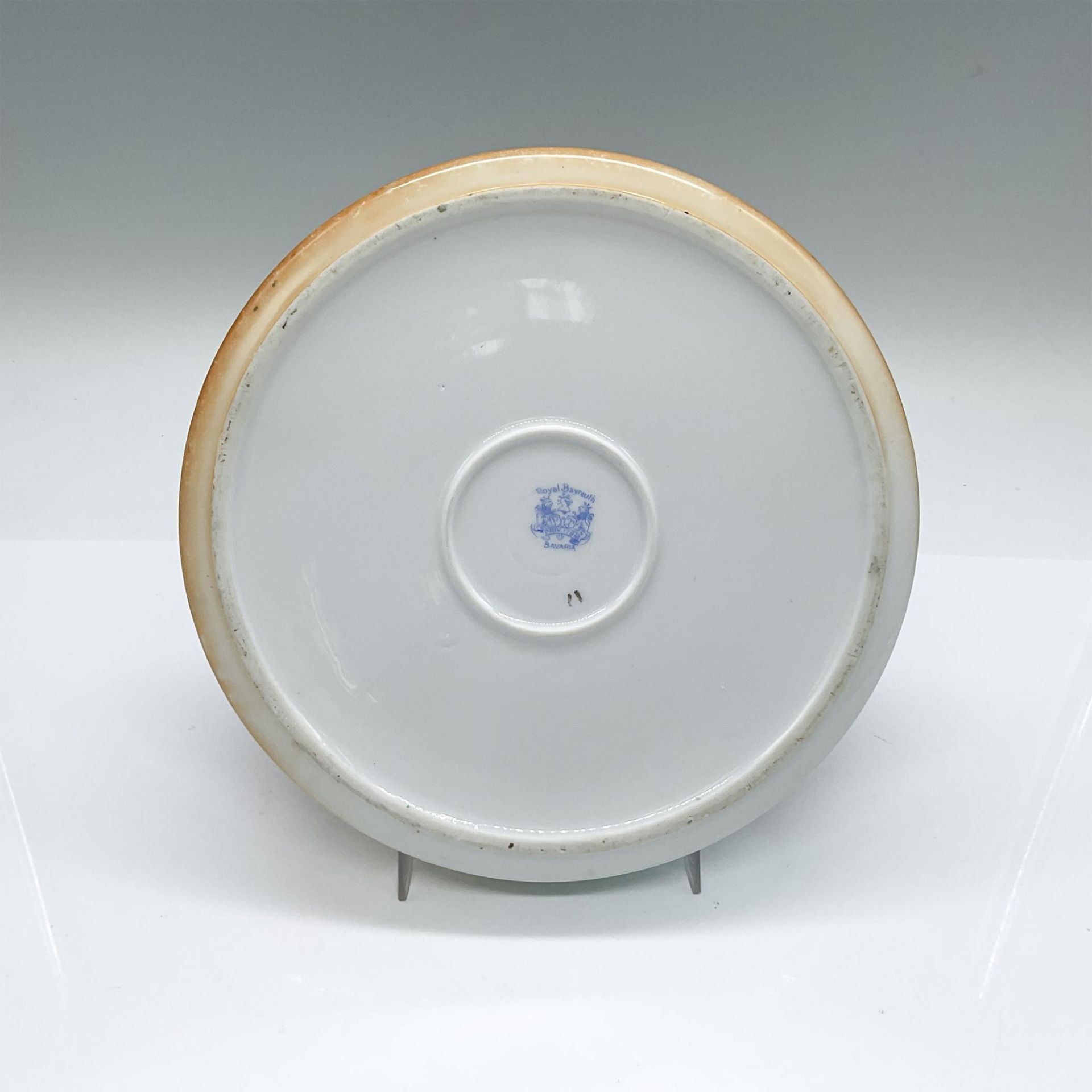 Royal Bayreuth Porcelain Bowl, Sunbonnet Babies Cleaning - Image 3 of 3