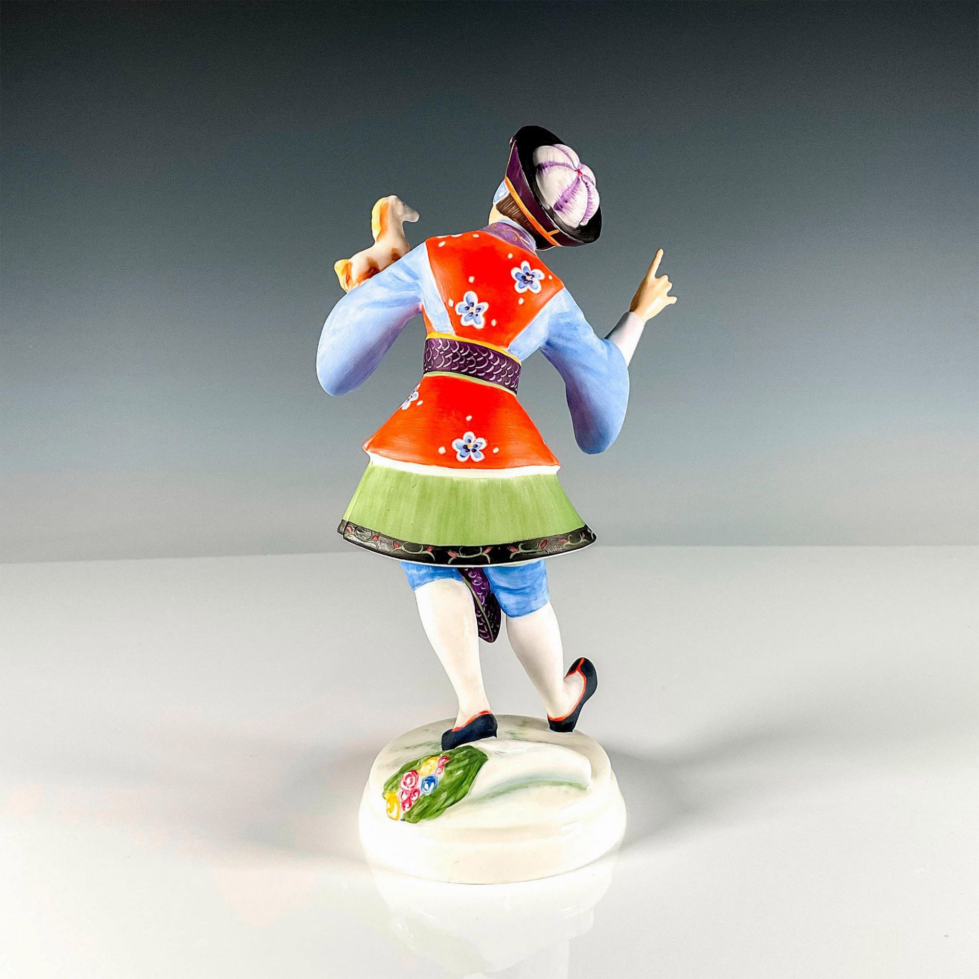 Chinese Dancer - HN2840 - Royal Doulton Figurine - Bild 2 aus 3