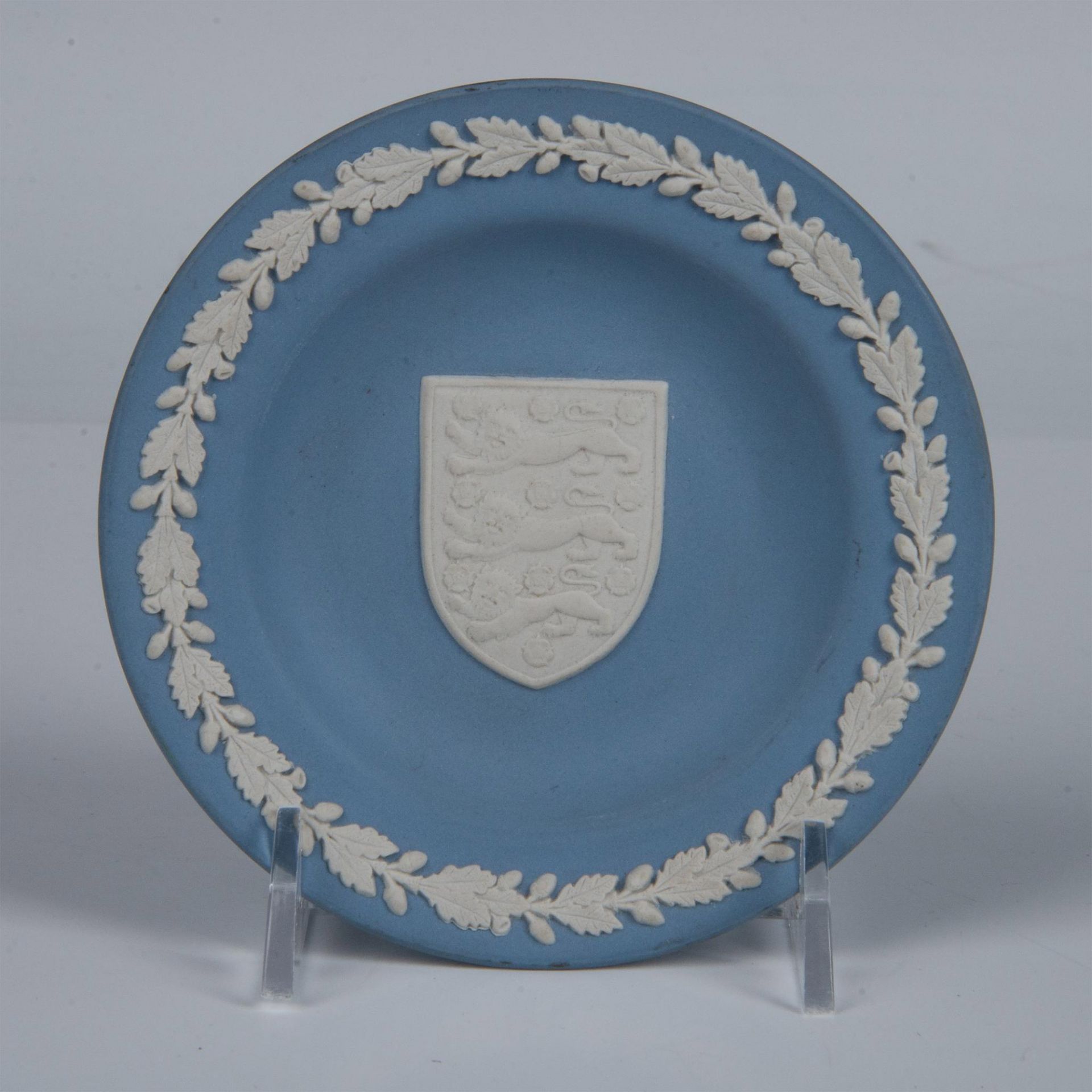 5pc Wedgwood Pale Blue Jasperware Plaques - Image 5 of 5