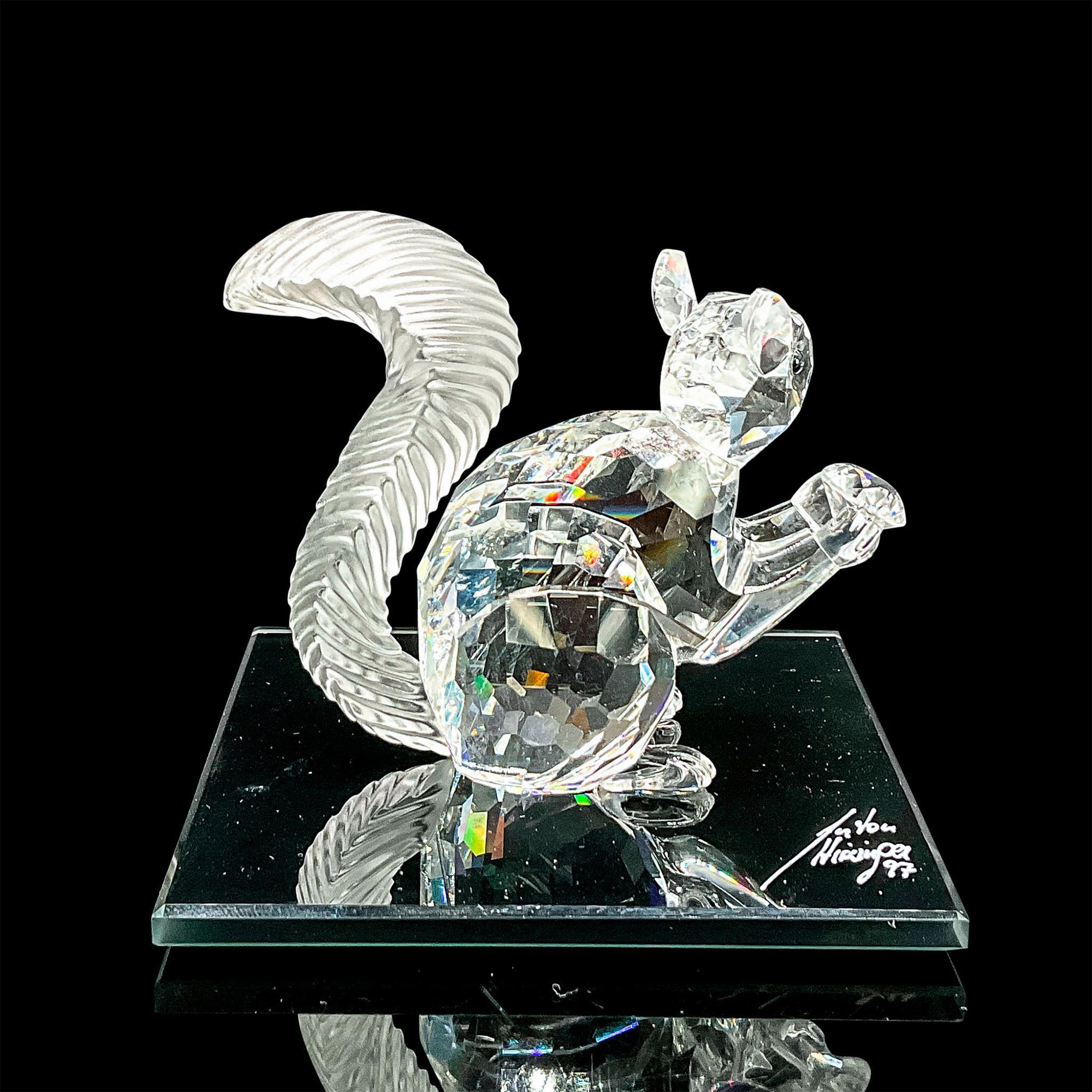 Swarovski Crystal Figurine, SCS Members Squirrel + Base - Image 2 of 5