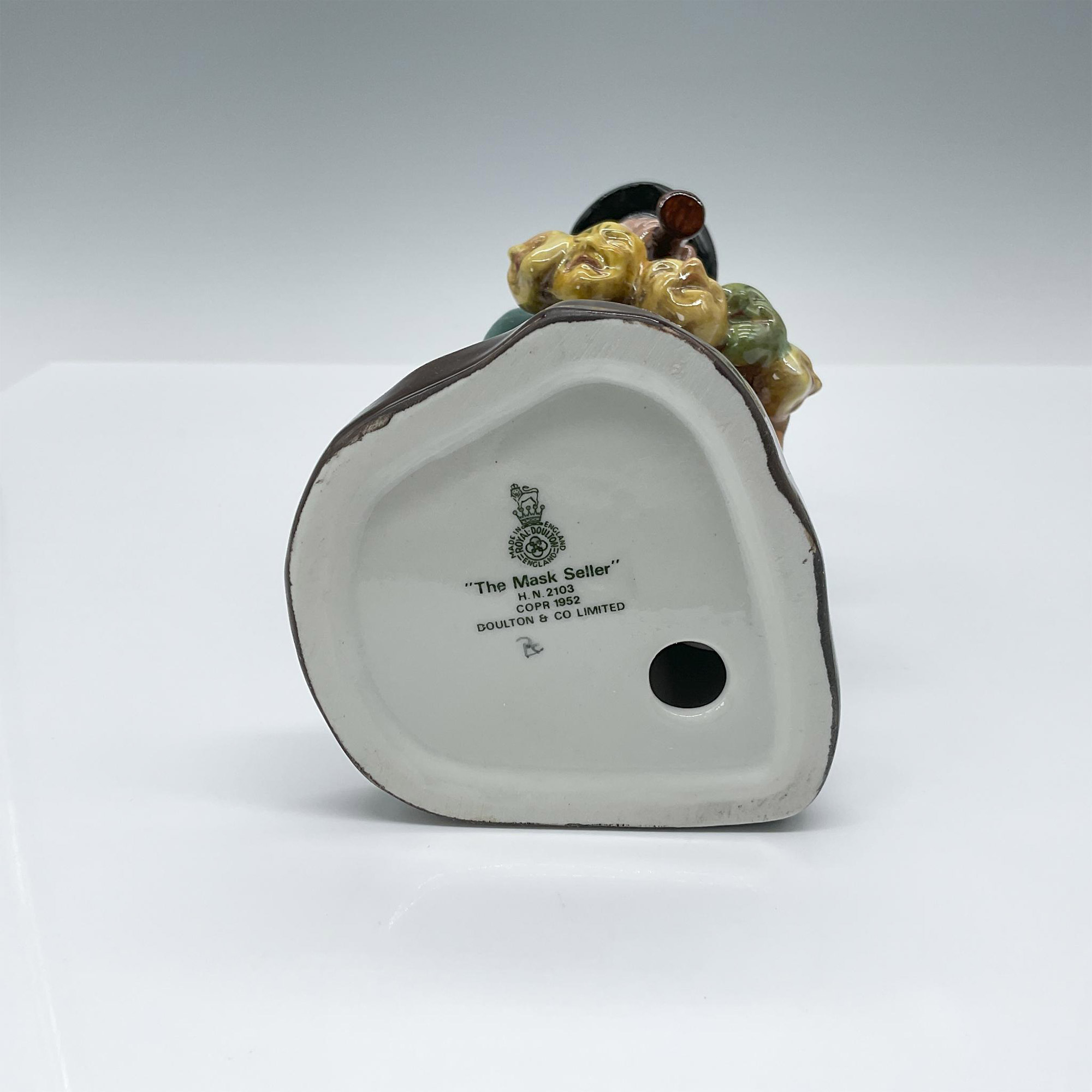 Mask Seller - HN2103 - Royal Doulton Figurine - Image 3 of 3