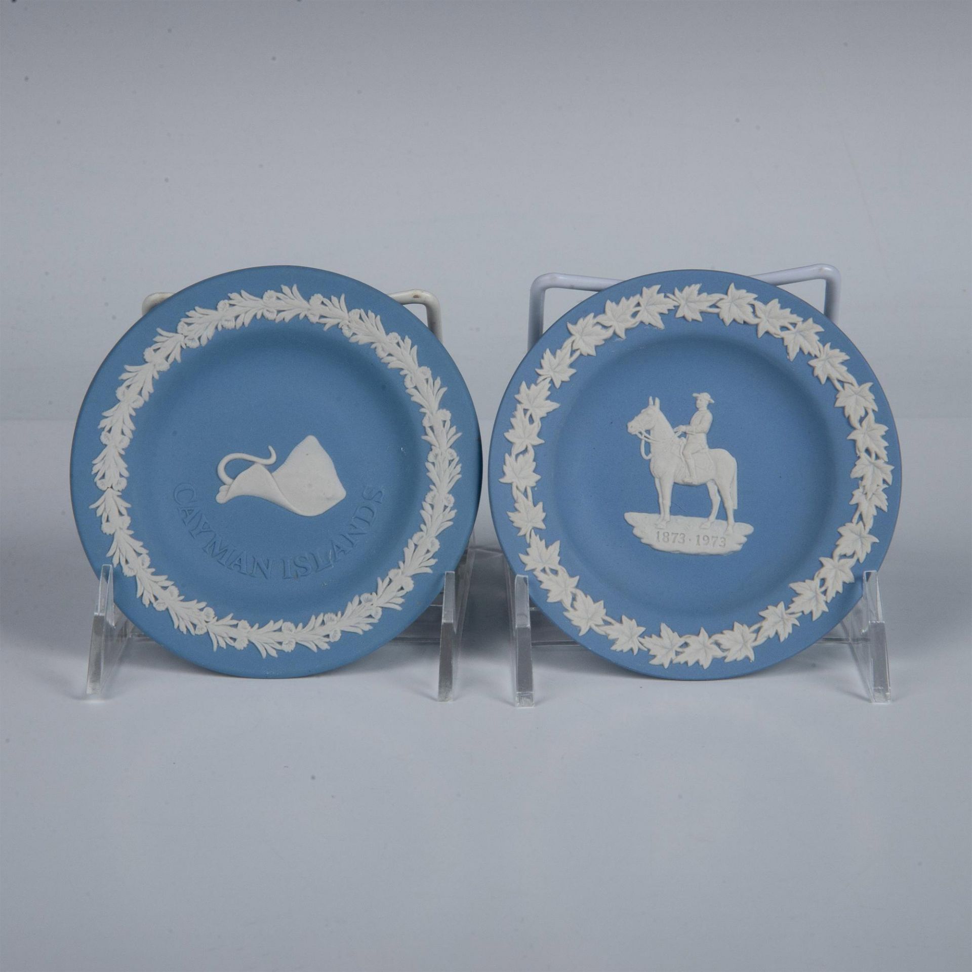 5pc Wedgwood Pale Blue Jasperware Plaques - Image 3 of 5