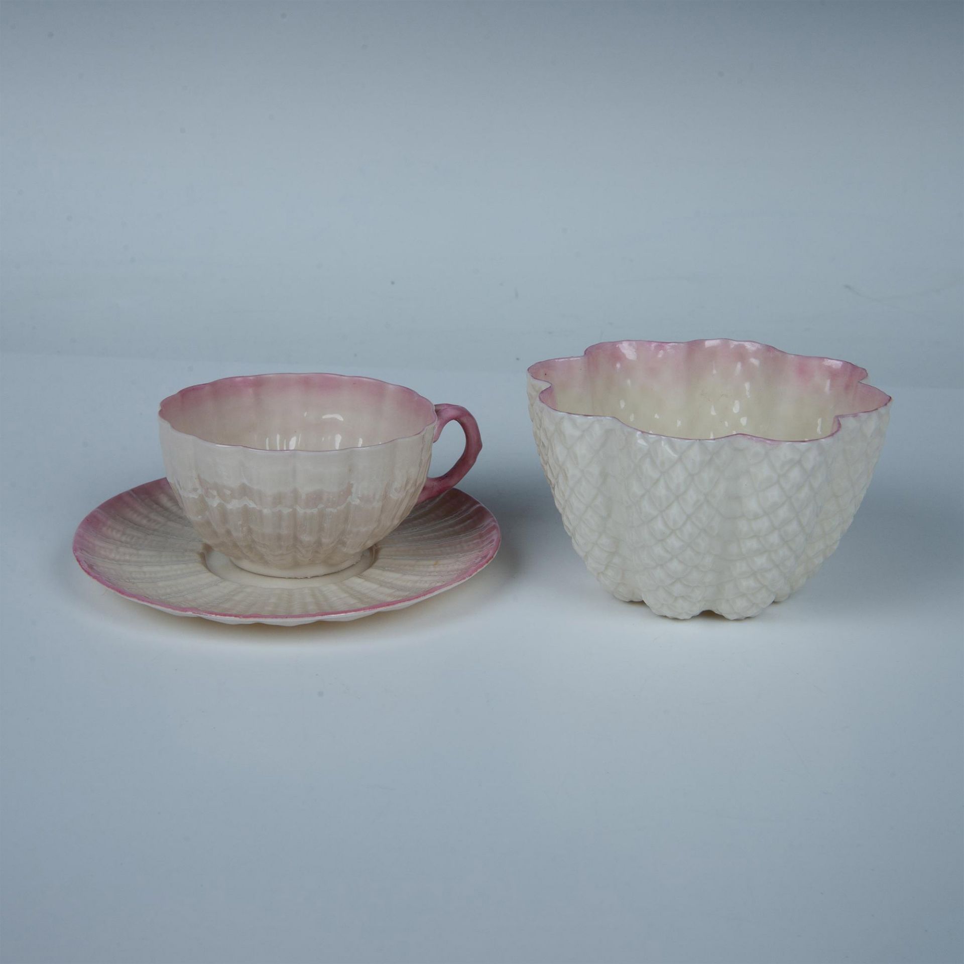 3pc Belleek Porcelain Pink Cafe Set, Tridacna and Thistle - Bild 2 aus 4