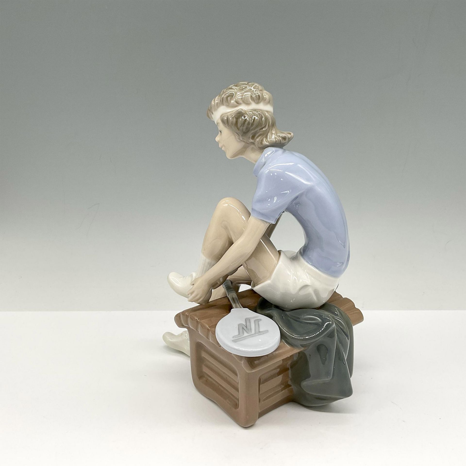 Match Time - Nao by Lladro Porcelain Figurine - Bild 2 aus 4