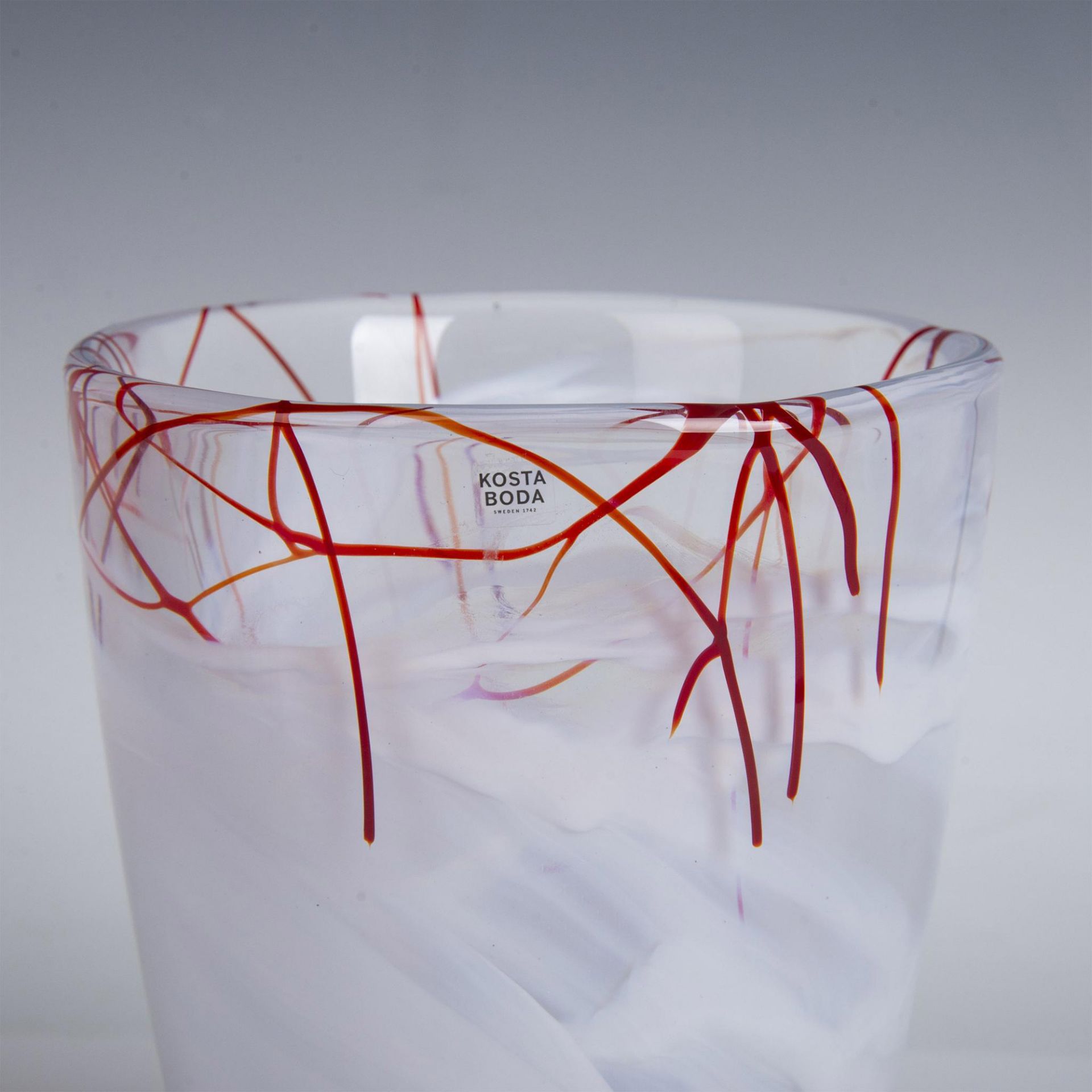 Kosta Boda by Anna Ehrner Art Glass Vase, Contrast - Image 3 of 5