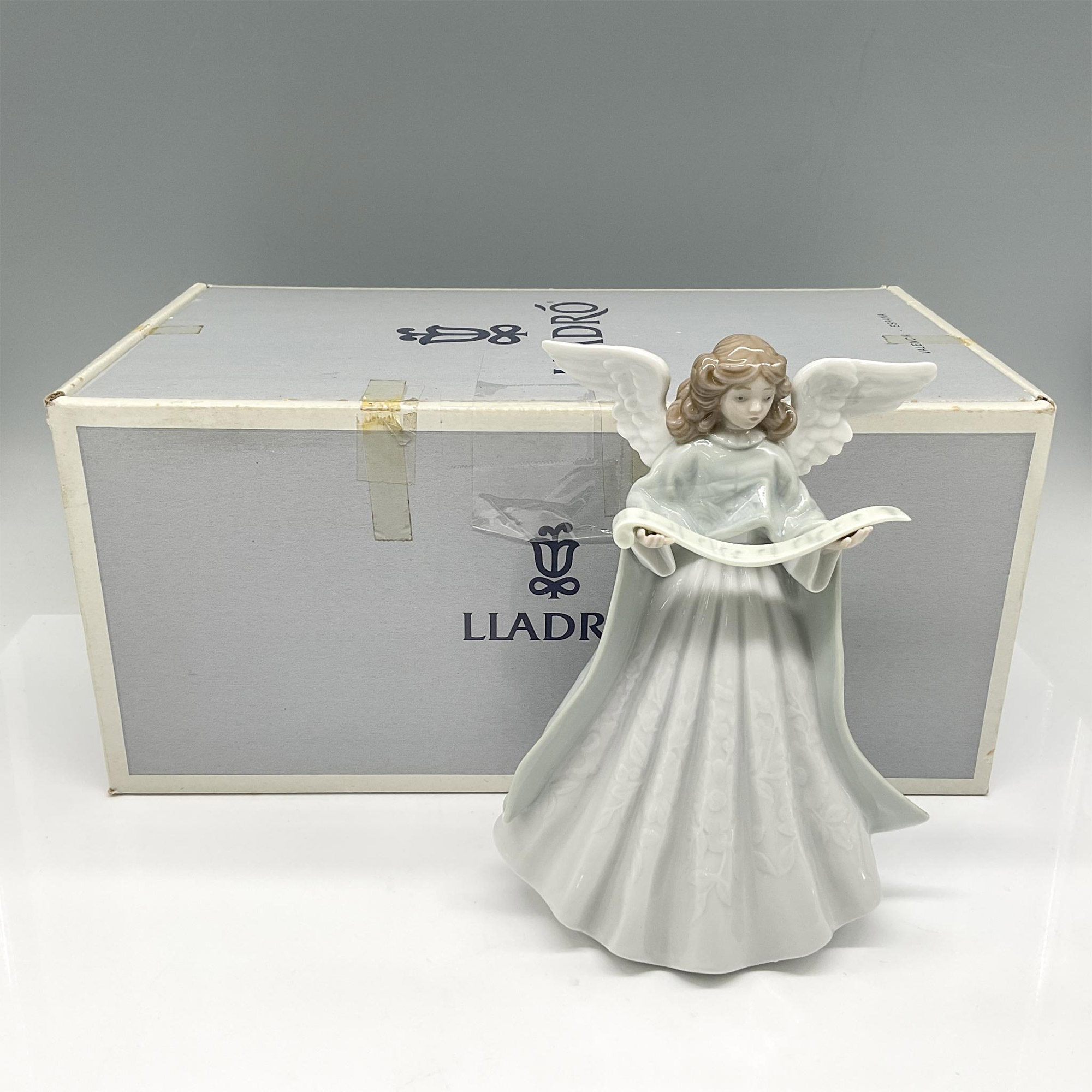 Tree Topper 1005875 - Lladro Porcelain Holiday Decoration - Image 4 of 4