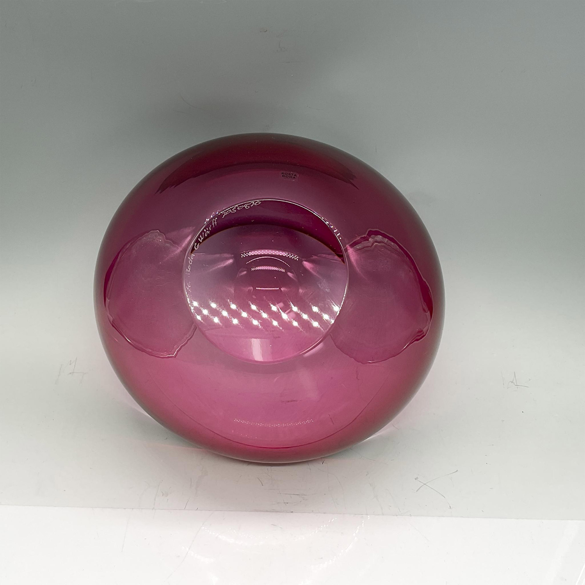 Kosta Boda Cranberry Glass Bowl - Image 3 of 3
