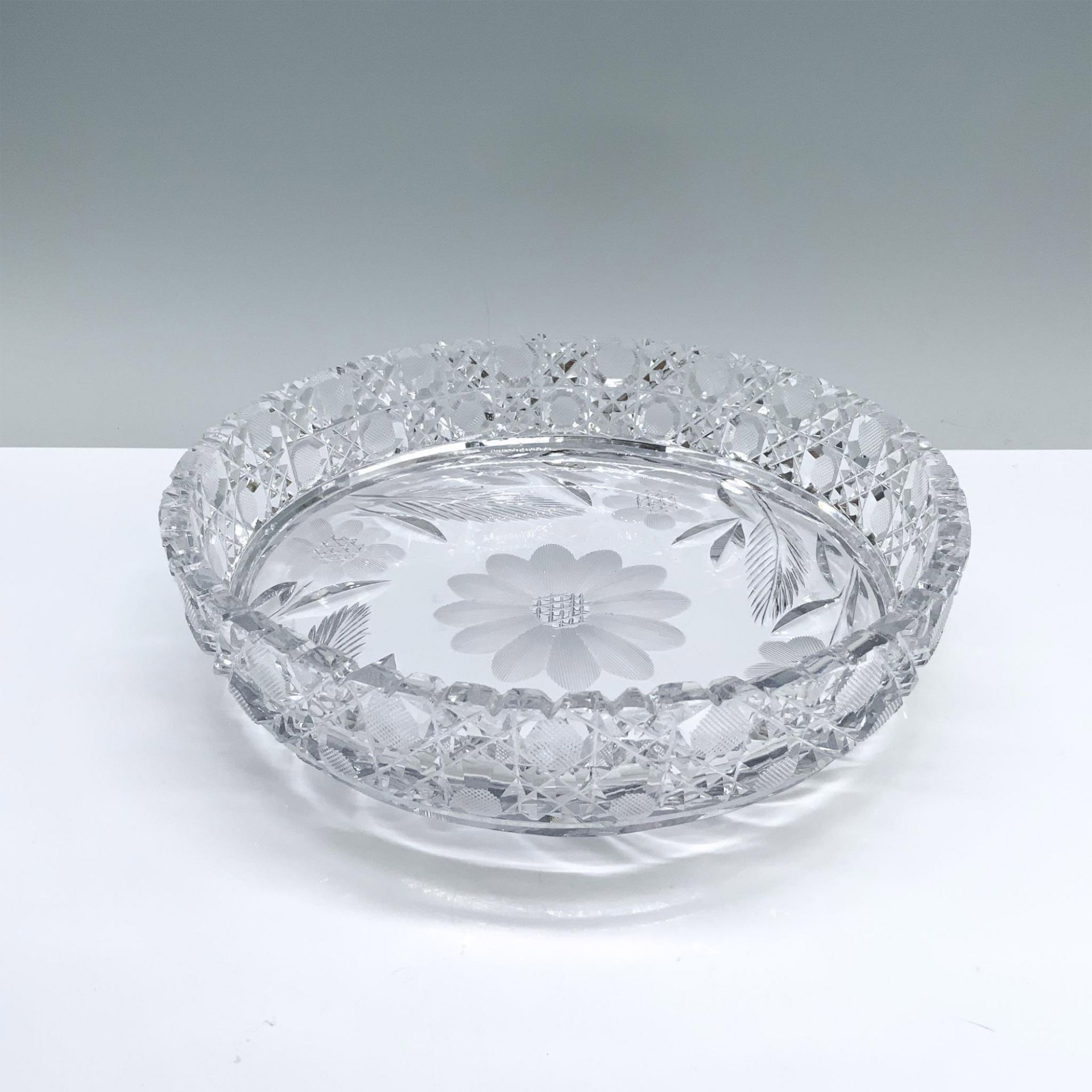 Crystal Floral Themed Serving Bowl - Bild 2 aus 3
