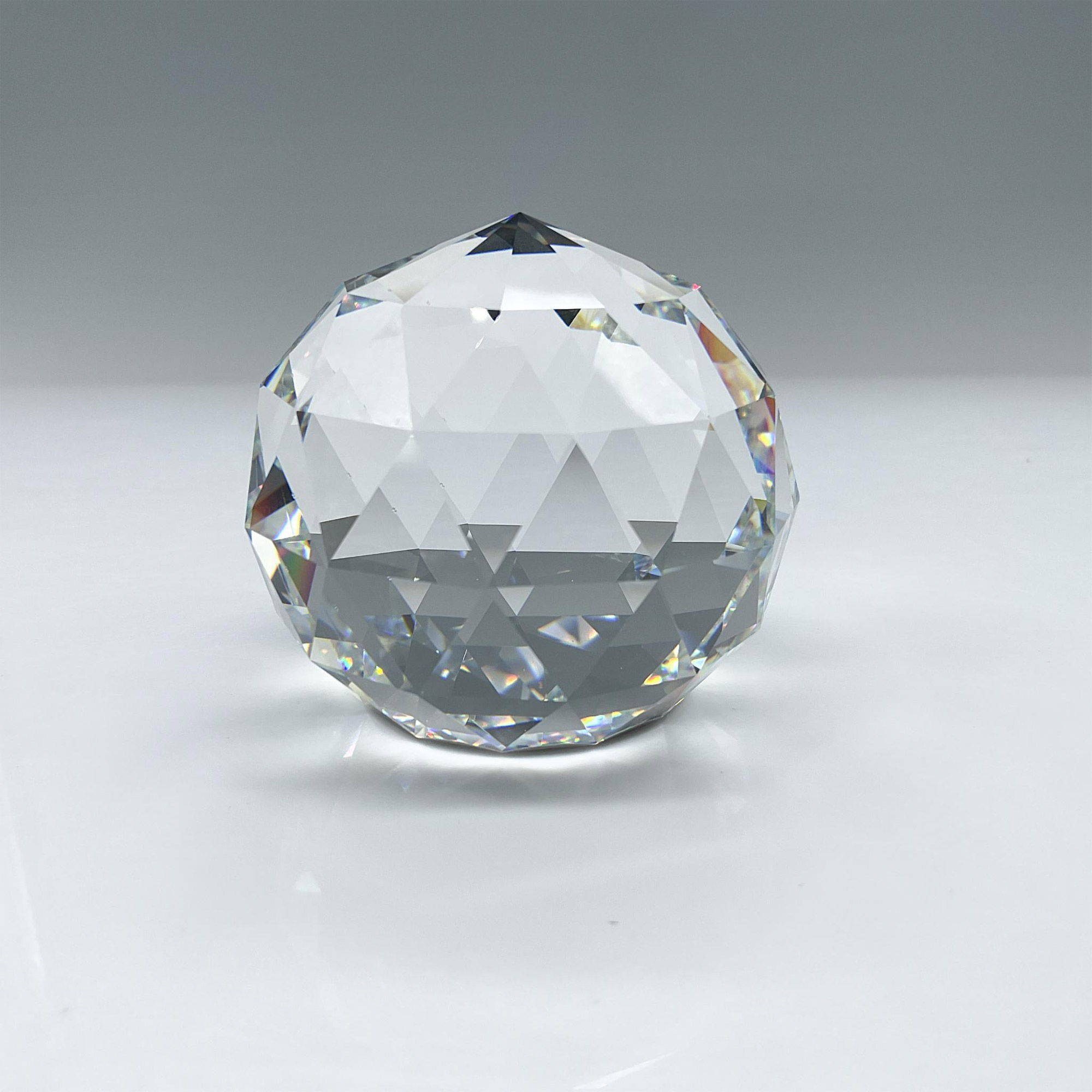 Swarovski Crystal Paperweight, Round Ball - Image 3 of 4