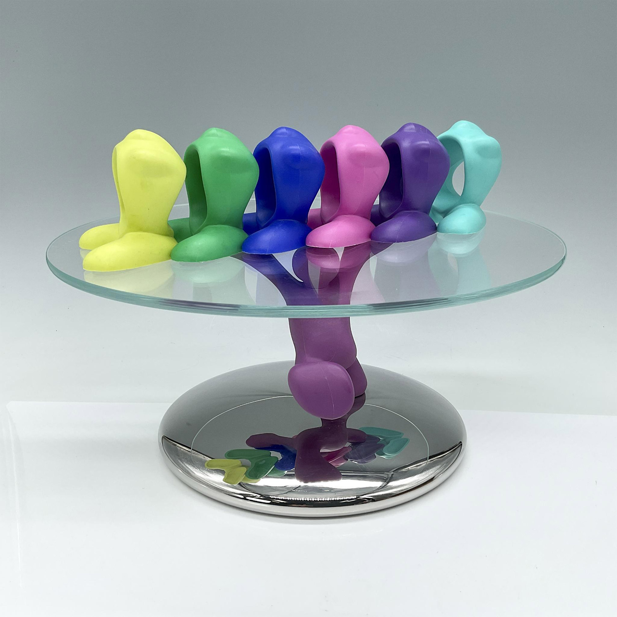 7pc Alessi Colorful Napkin Rings and Cake Stand - Image 2 of 4