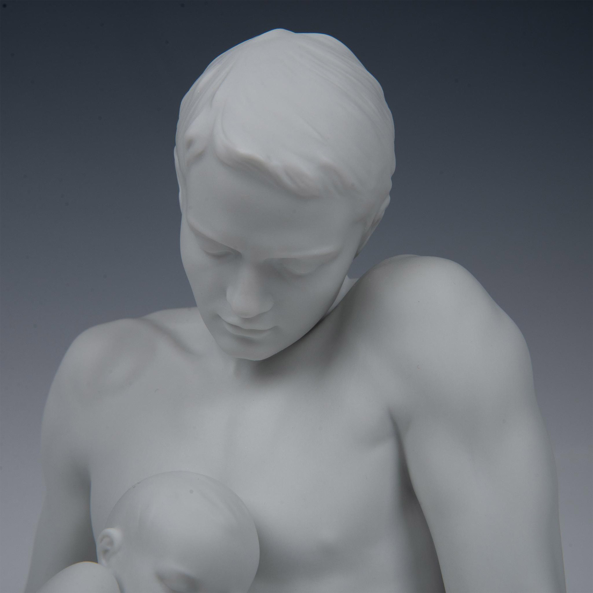 The Father 1008407 - Lladro Porcelain Figurine - Image 6 of 9