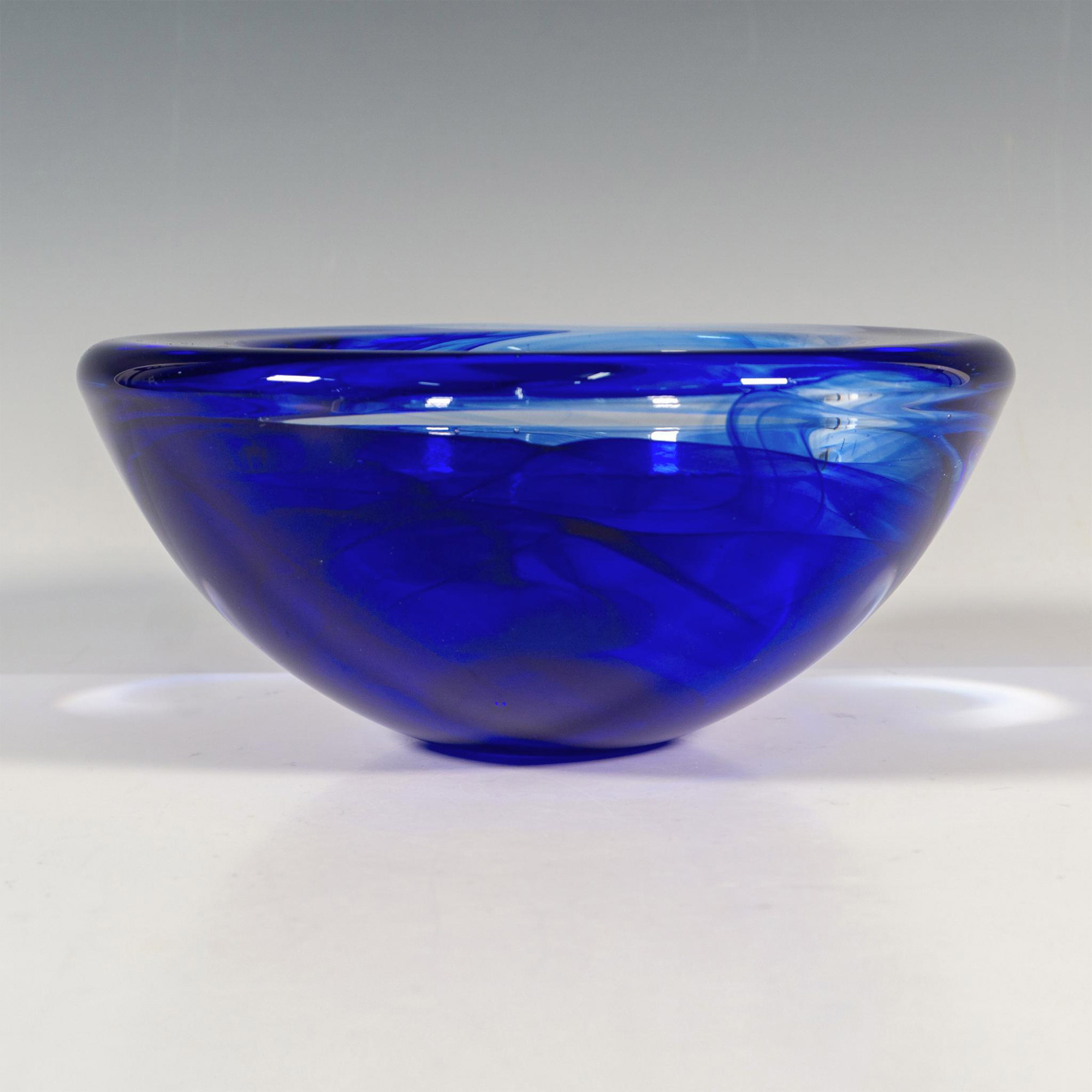 Kosta Boda by Anna Ehrner Glass Bowl, Atoll - Image 2 of 3