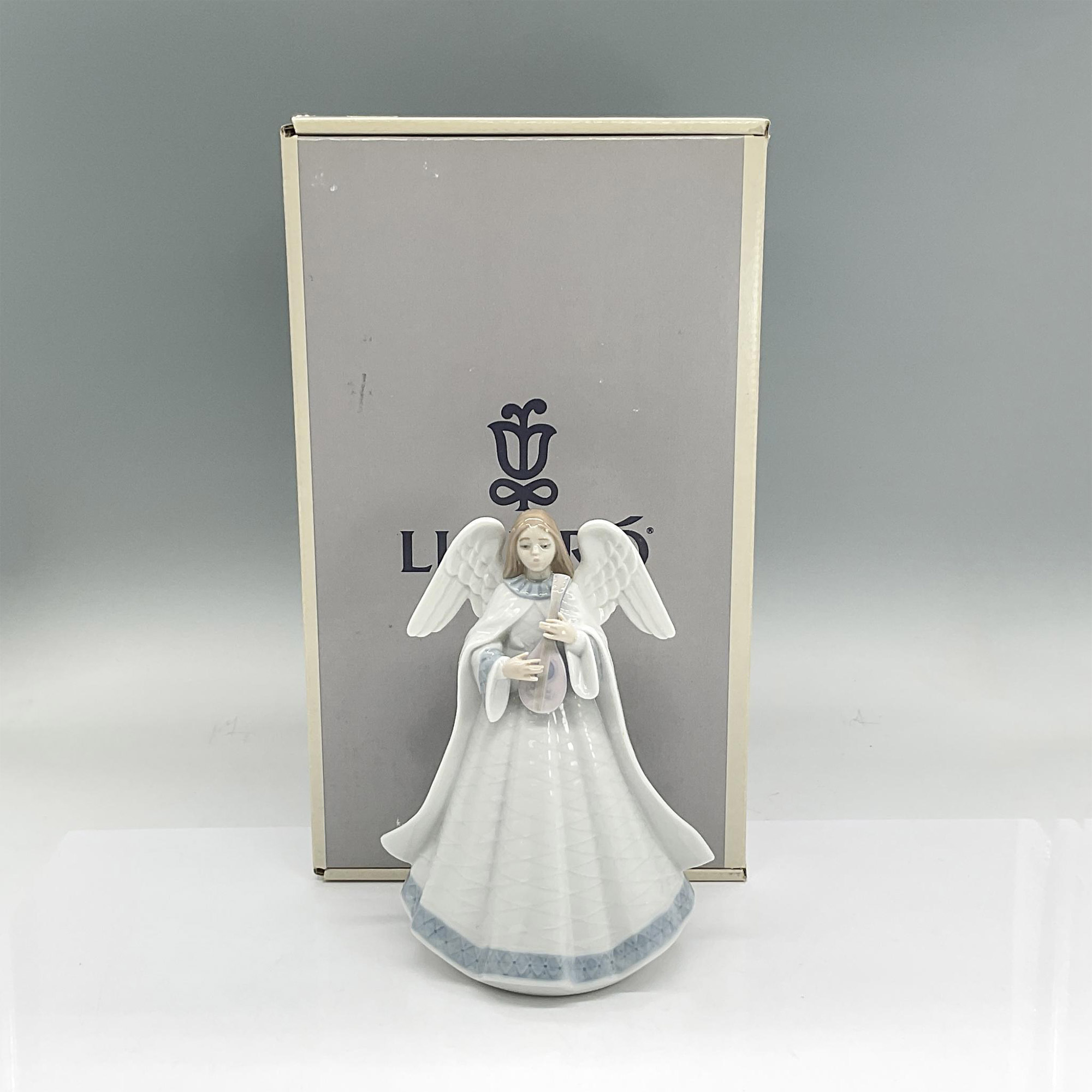 Tree Topper Angelic Melody 1005963 - Lladro Porcelain Figurine - Image 4 of 4