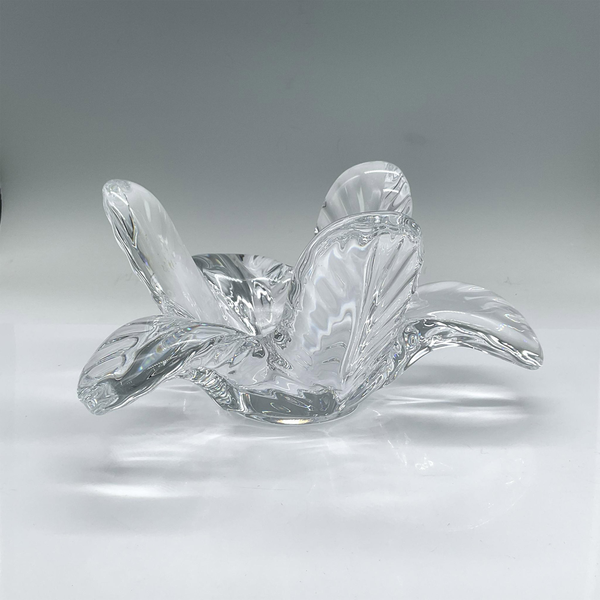 Vintage Vannes Crystal Candleholder or Bowl, Leaves - Image 2 of 3