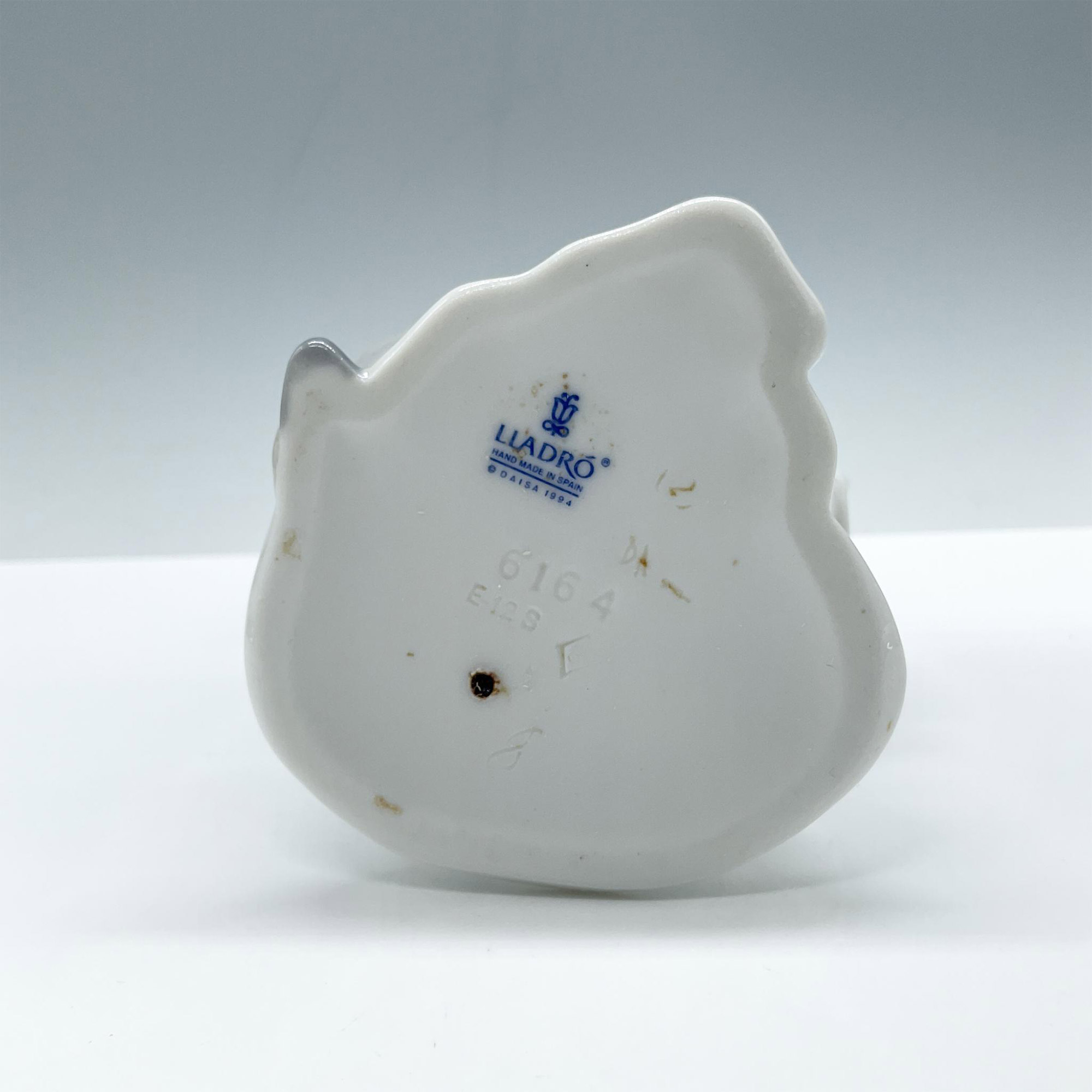 Wedding Bells 1006164 - Lladro Porcelain Figurine - Image 3 of 3