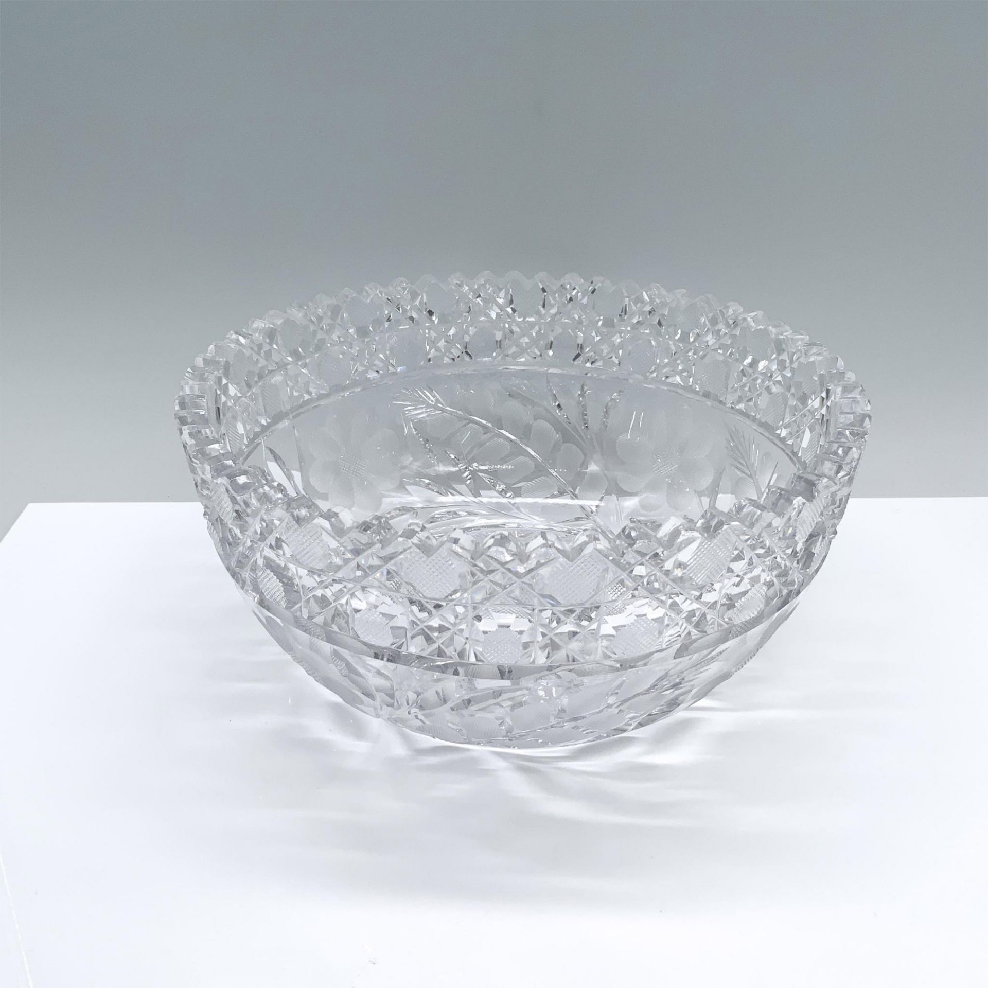 Glass Cut Floral Themed Serving Bowl - Image 2 of 3