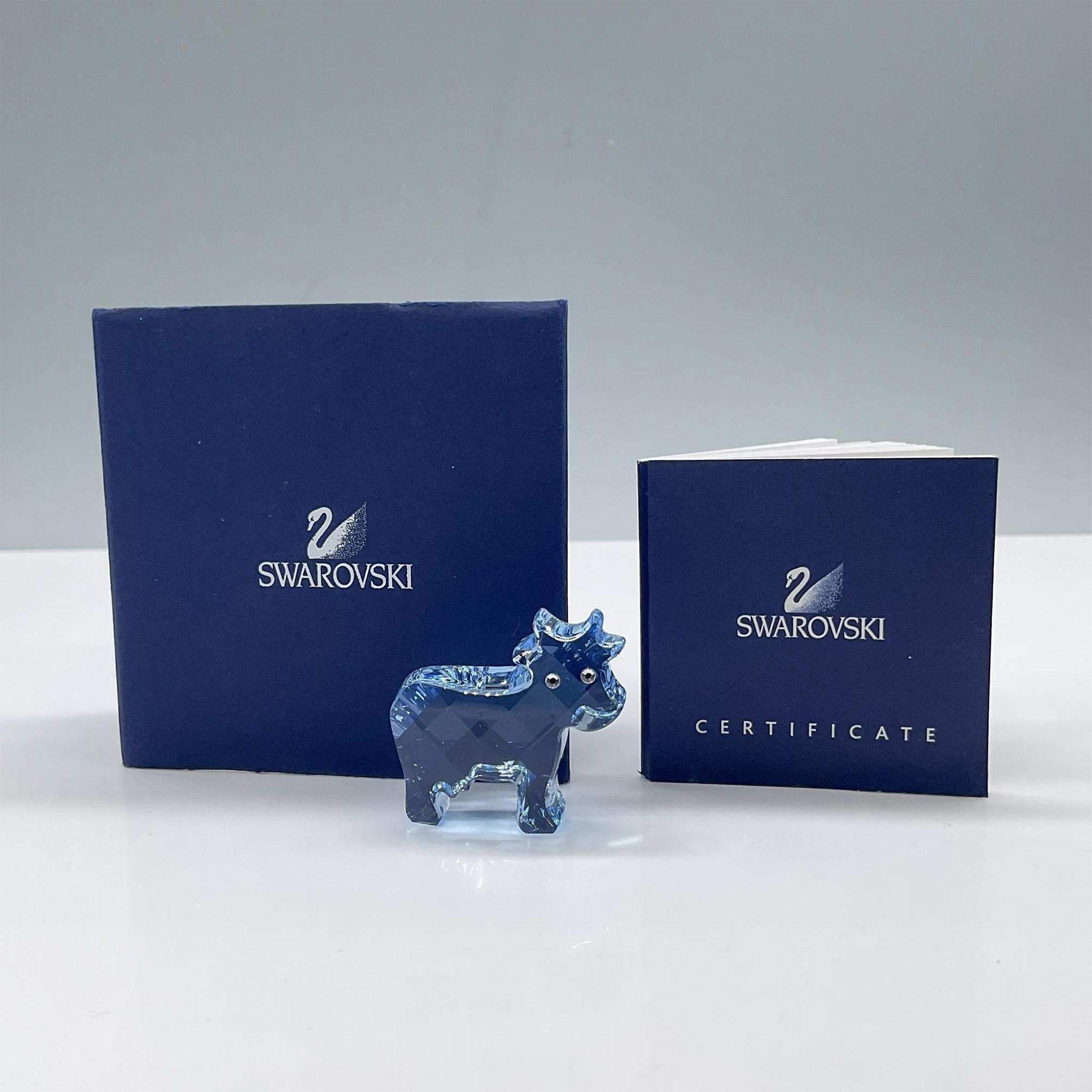 Swarovski Crystal Figurine, Connie the Cow - Image 4 of 4