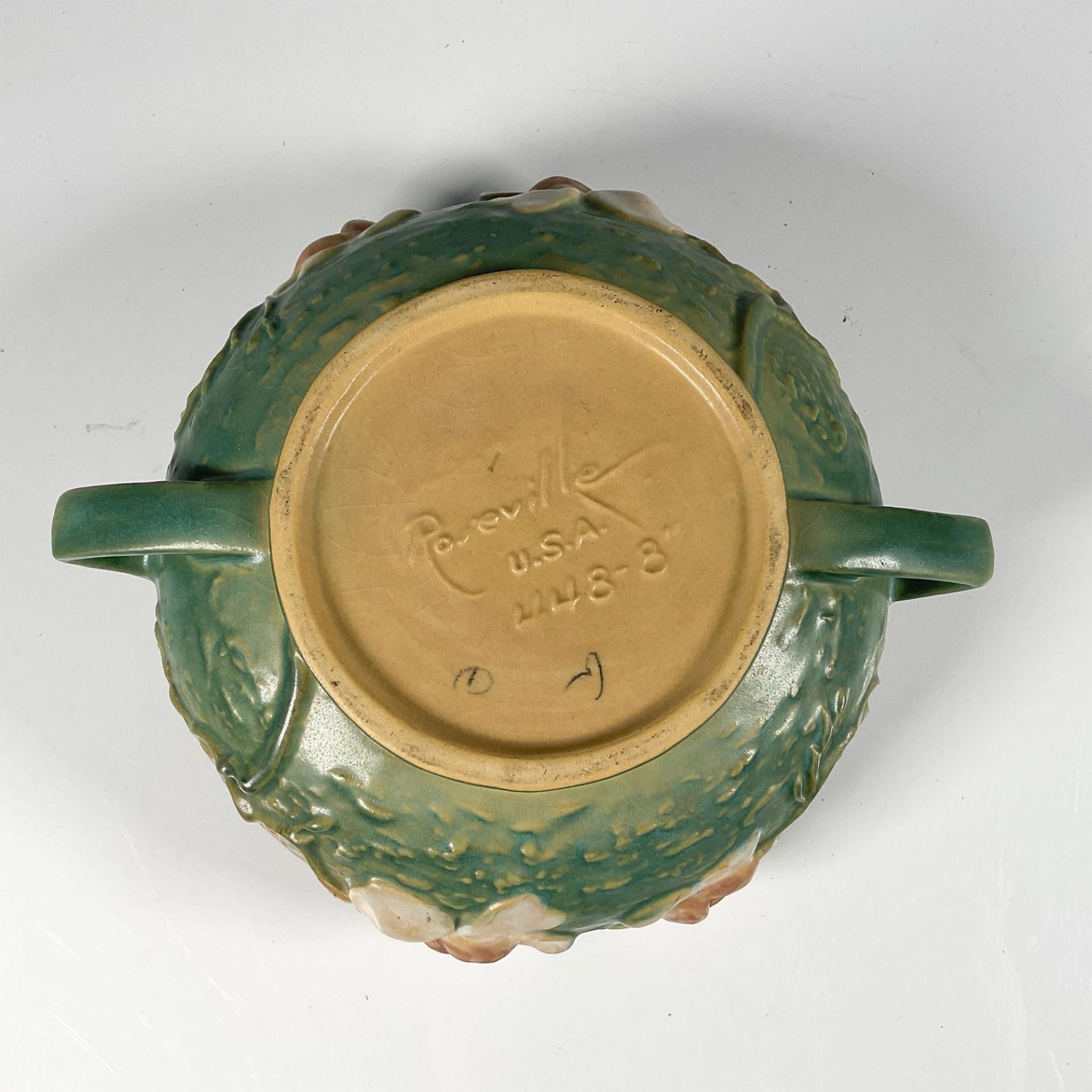 Roseville Pottery, Green Magnolia Bowl 448 - Image 3 of 3