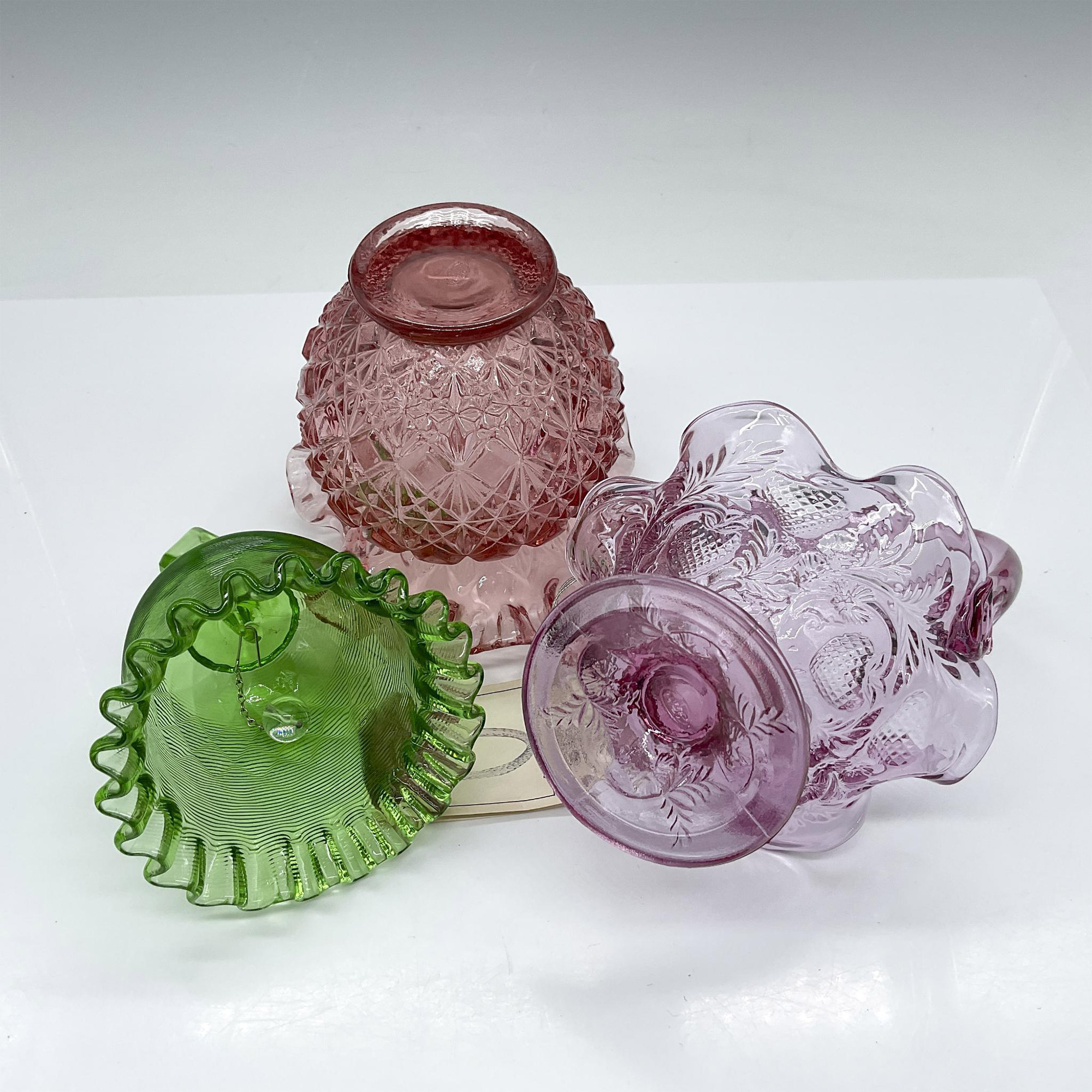 3pc Colored Fenton Glass Dishes - Image 3 of 3