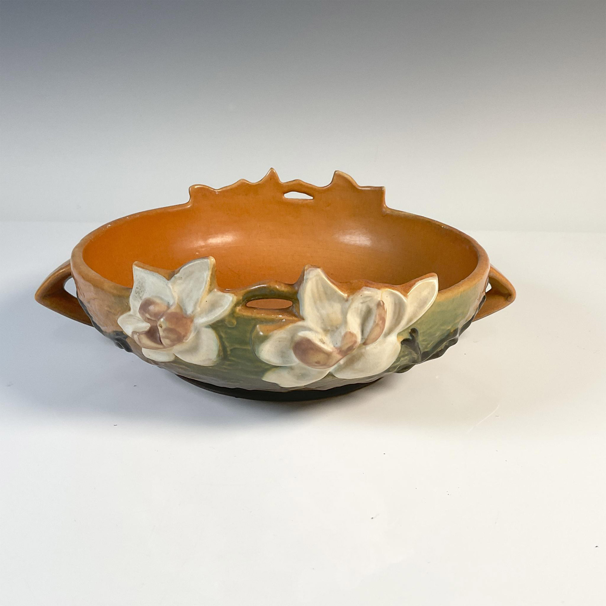 Roseville Pottery, Brown Magnolia Bowl 448 - Image 2 of 3