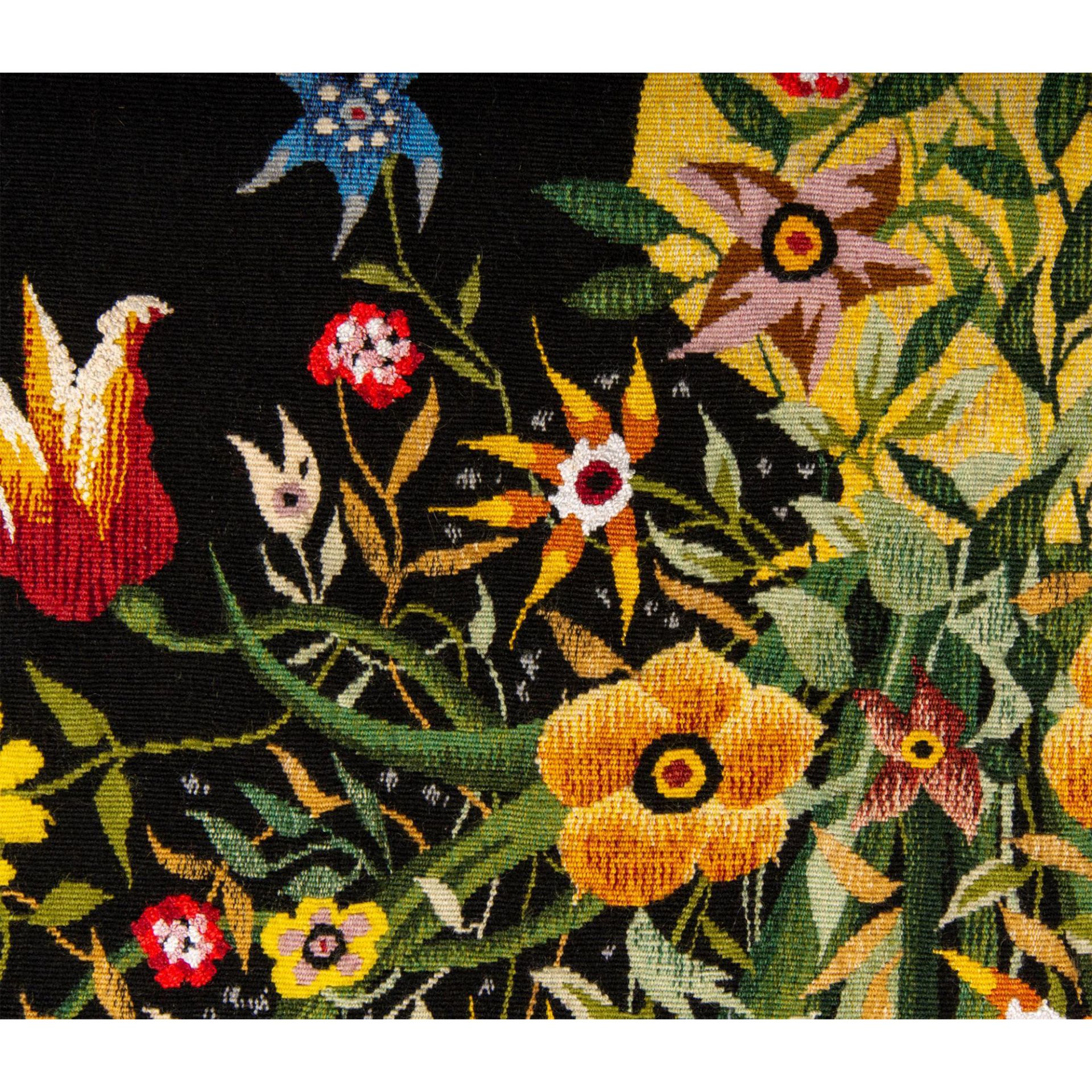 Caly Odette Aubusson Tapestry, A Voix Basse - Bild 4 aus 11