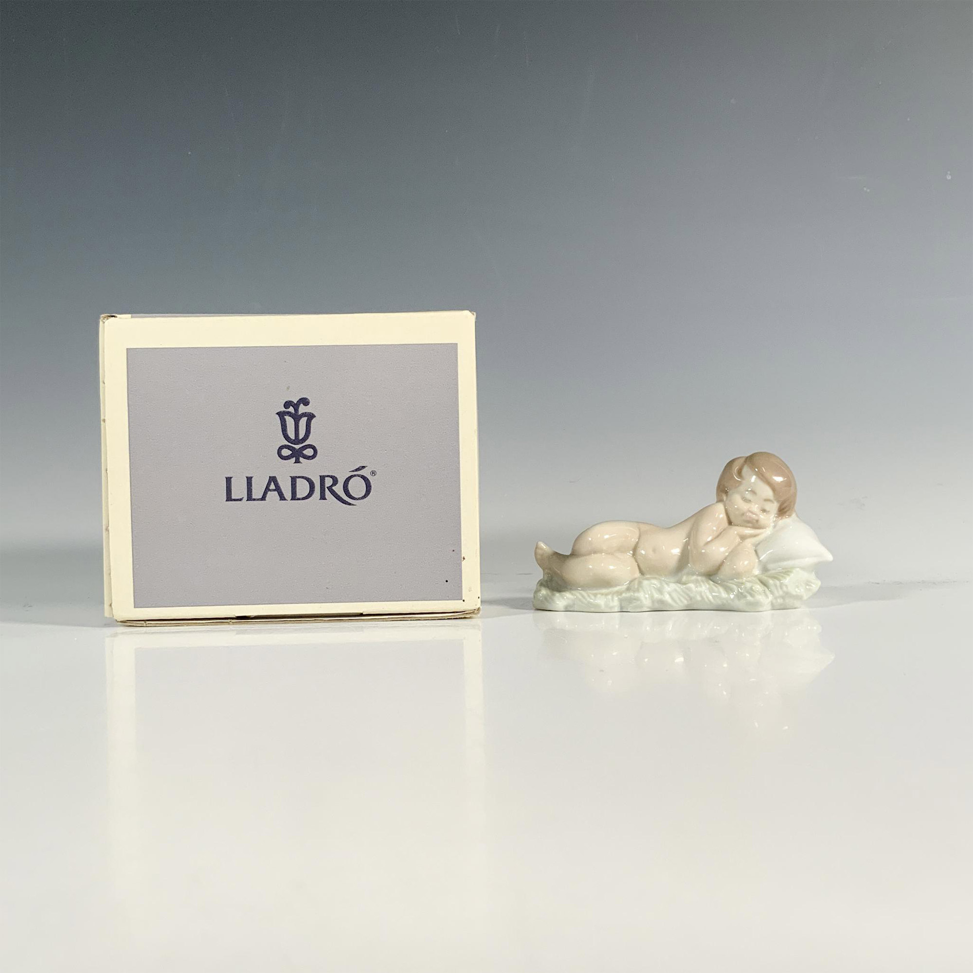 Baby Jesus 1004670 - Lladro Porcelain Figurine - Image 4 of 4