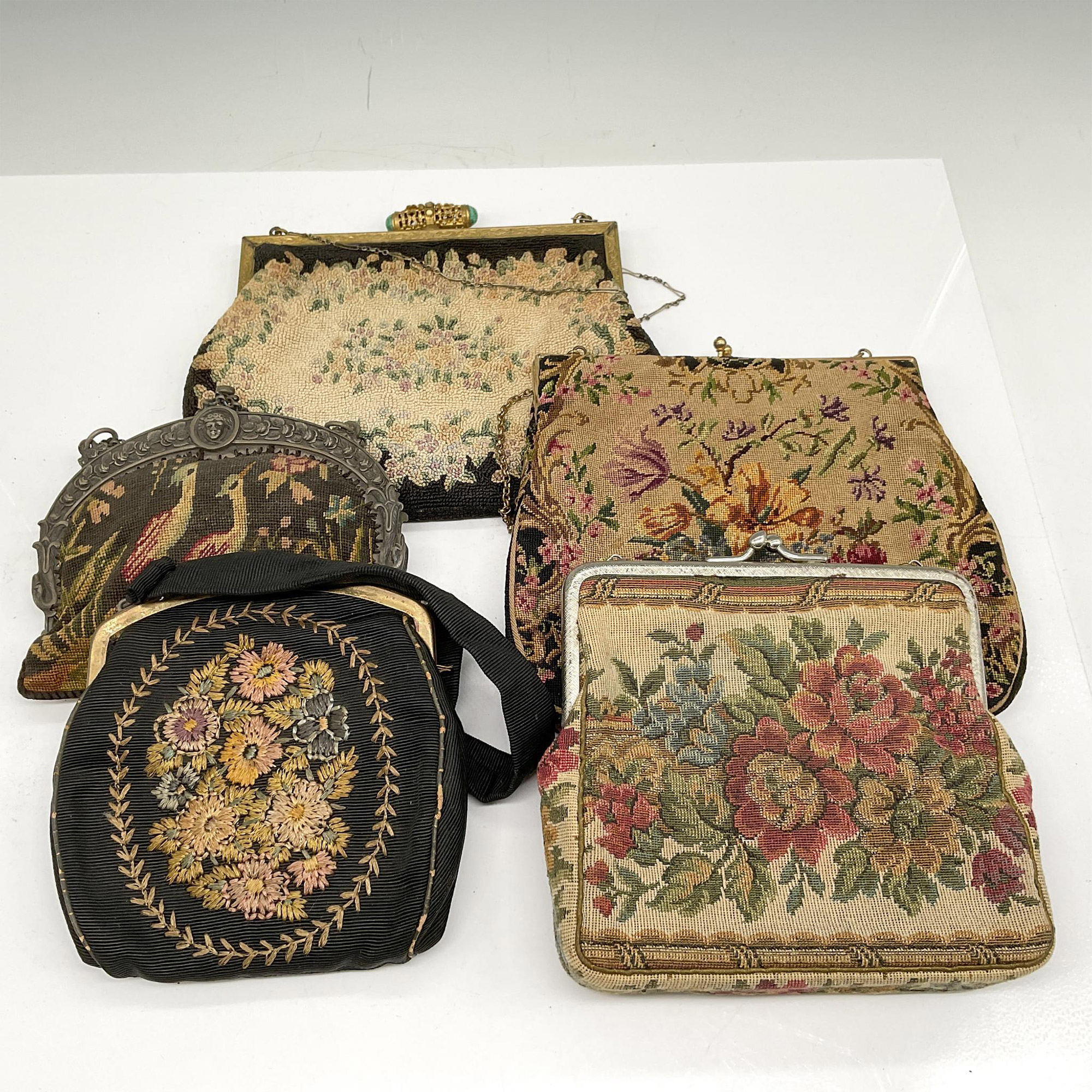 5pc Vintage Embroidered Fabric Handbags - Image 3 of 3