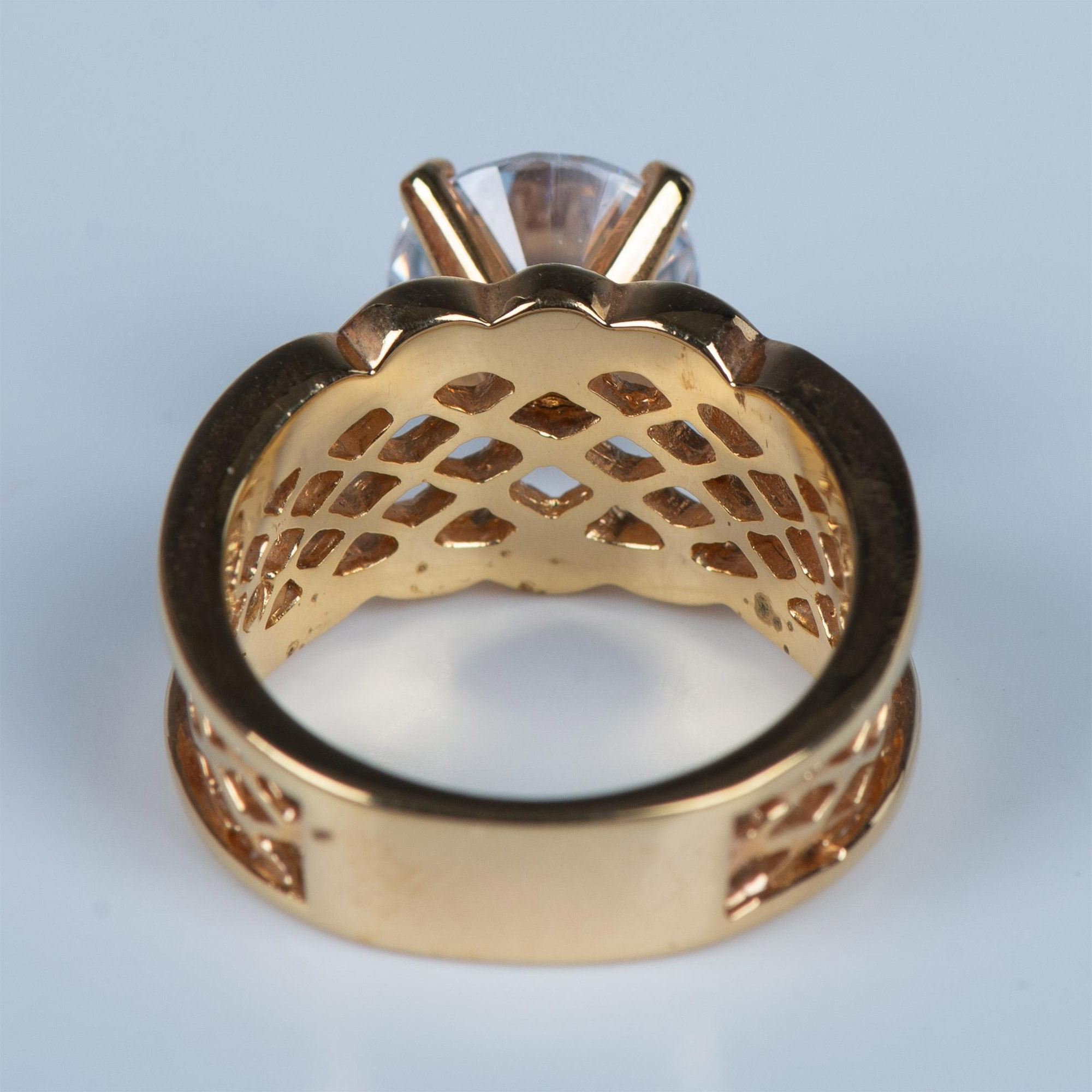Seta Fancy Gold Metal Cubic Zirconia Ring - Image 4 of 7