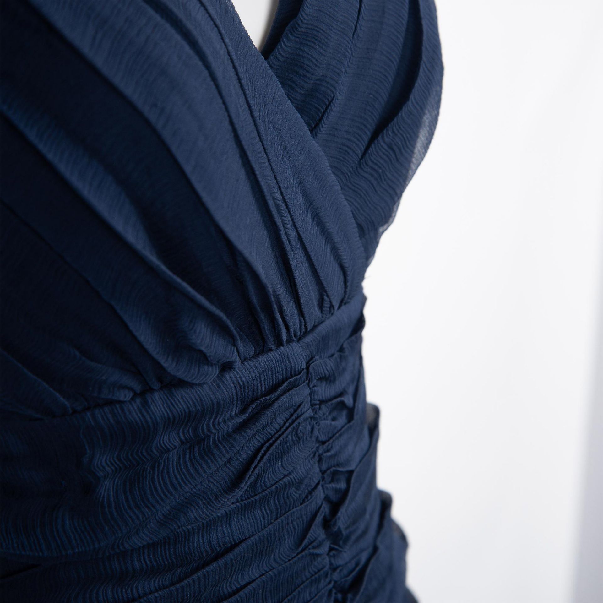 Tadashi Collection Ruched Silk Cocktail Dress, Size 12 - Bild 2 aus 9