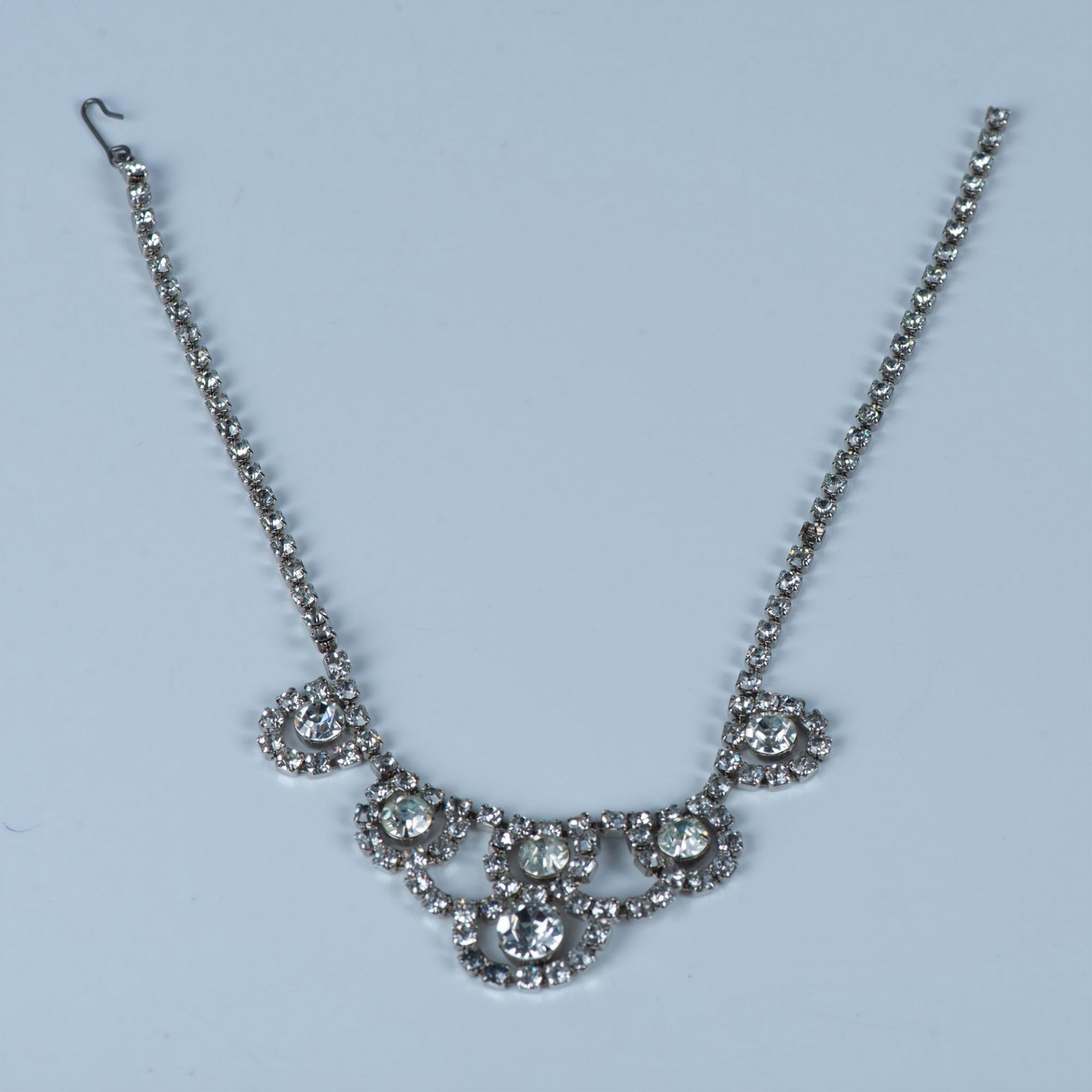 Stunning Silver Metal & Rhinestone Necklace - Bild 4 aus 7