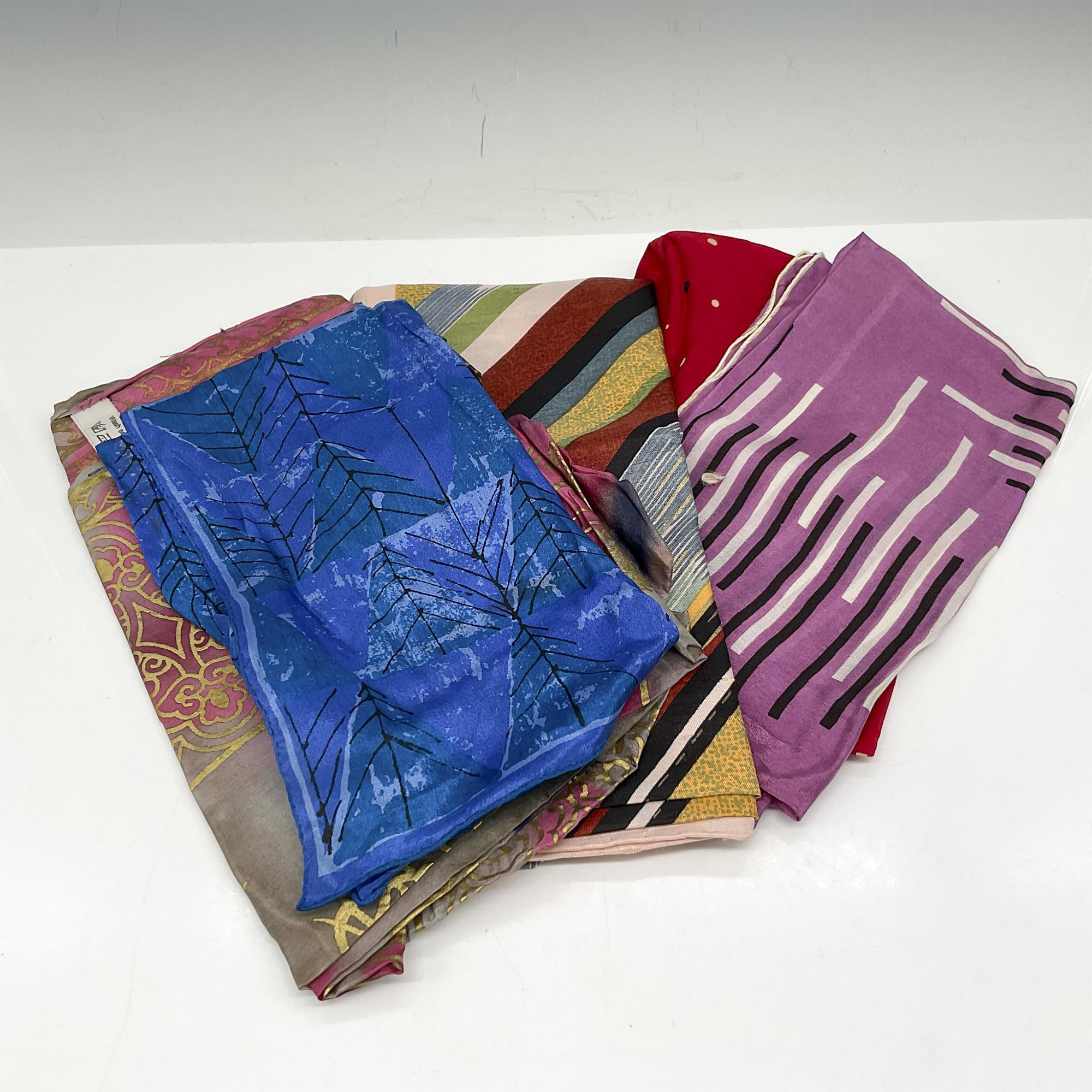 12pc Silk Scarves, Mixed Lot - Image 4 of 4