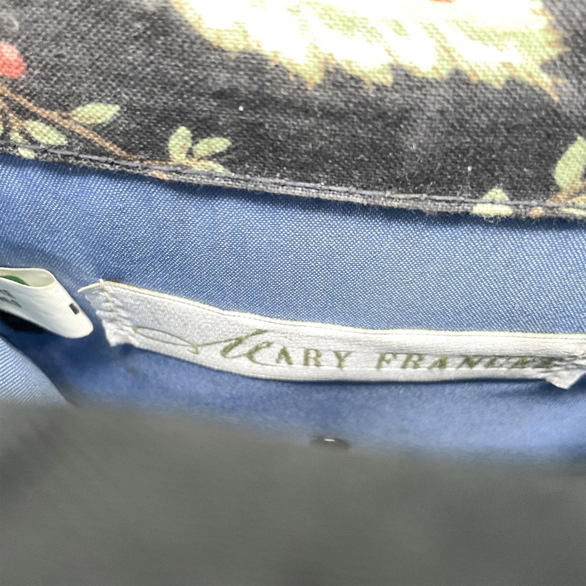 Mary Francis Fabric and Beaded Handbag - Bild 3 aus 3