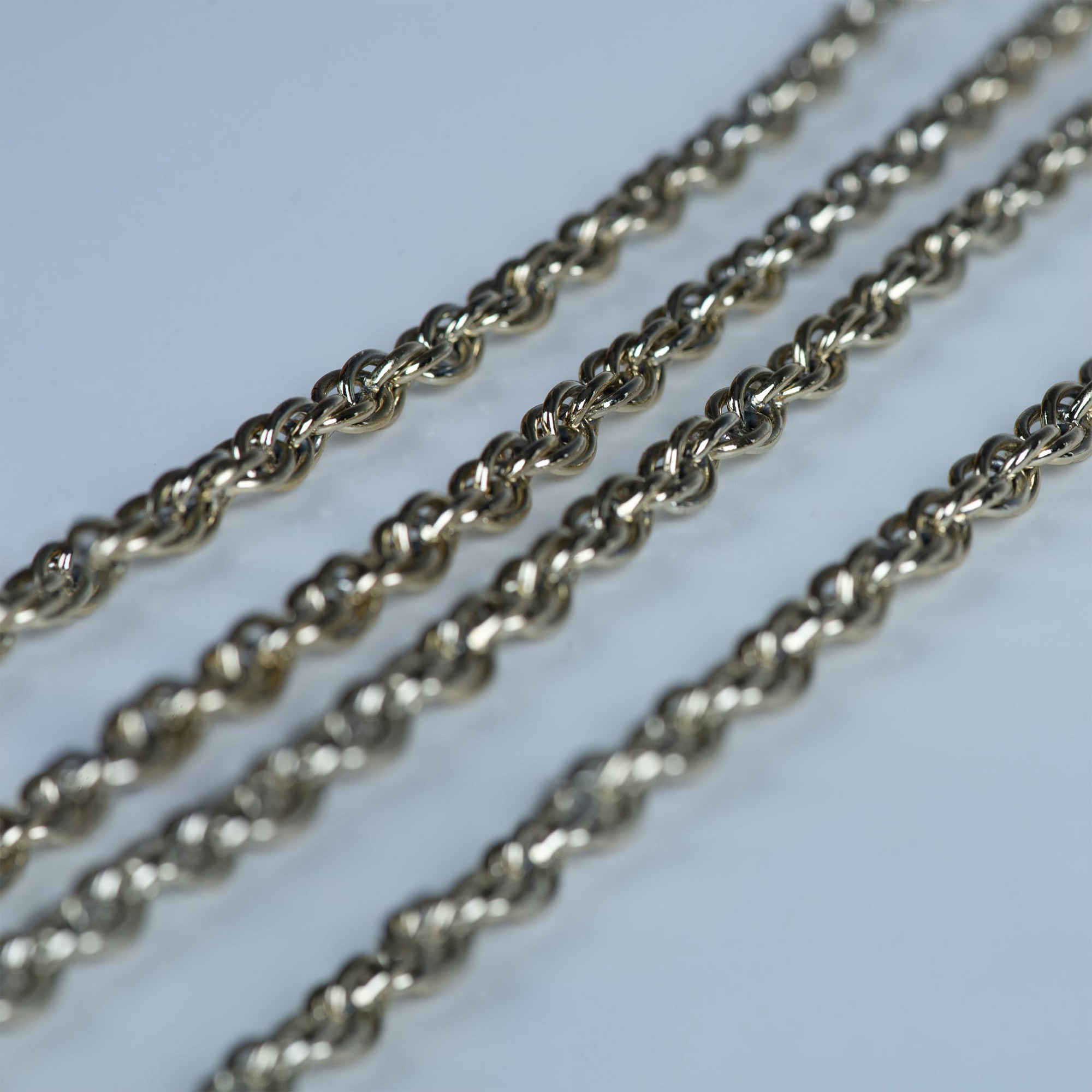 Long Twisted Gold Metal Chain - Image 4 of 6