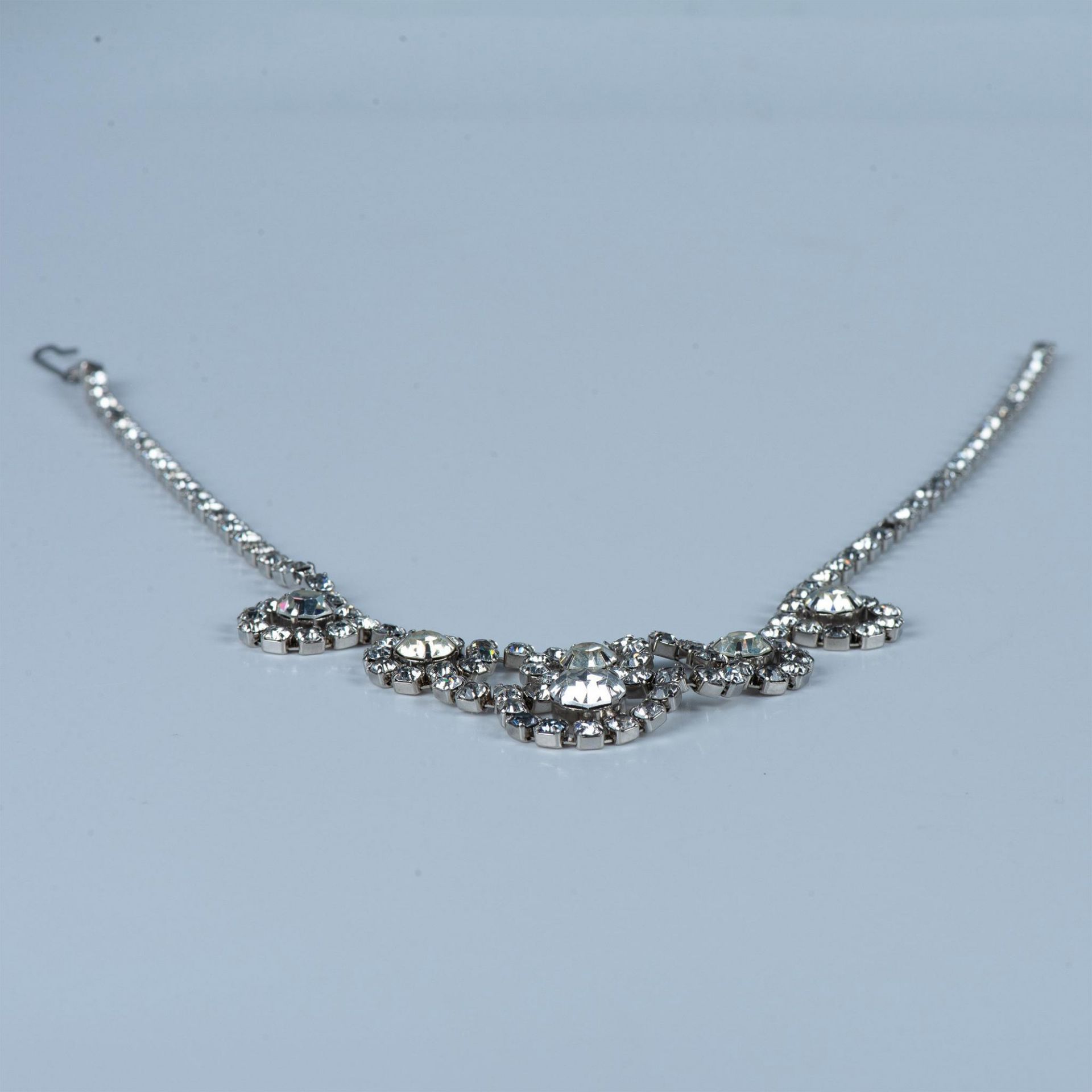 Stunning Silver Metal & Rhinestone Necklace - Bild 3 aus 7