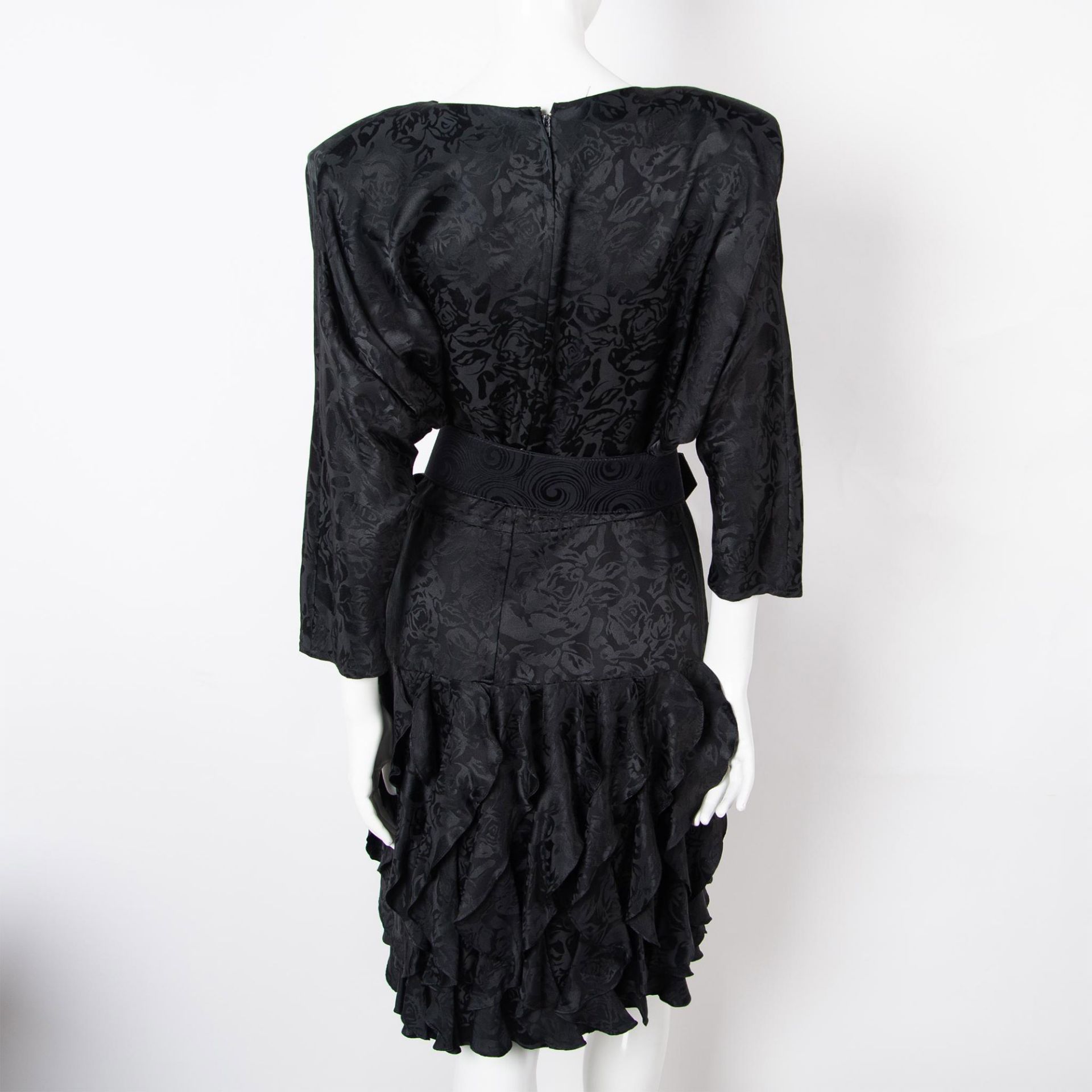 Vintage St. Gillian Black Silk Ruffled Dress, Size 10 - Bild 6 aus 9