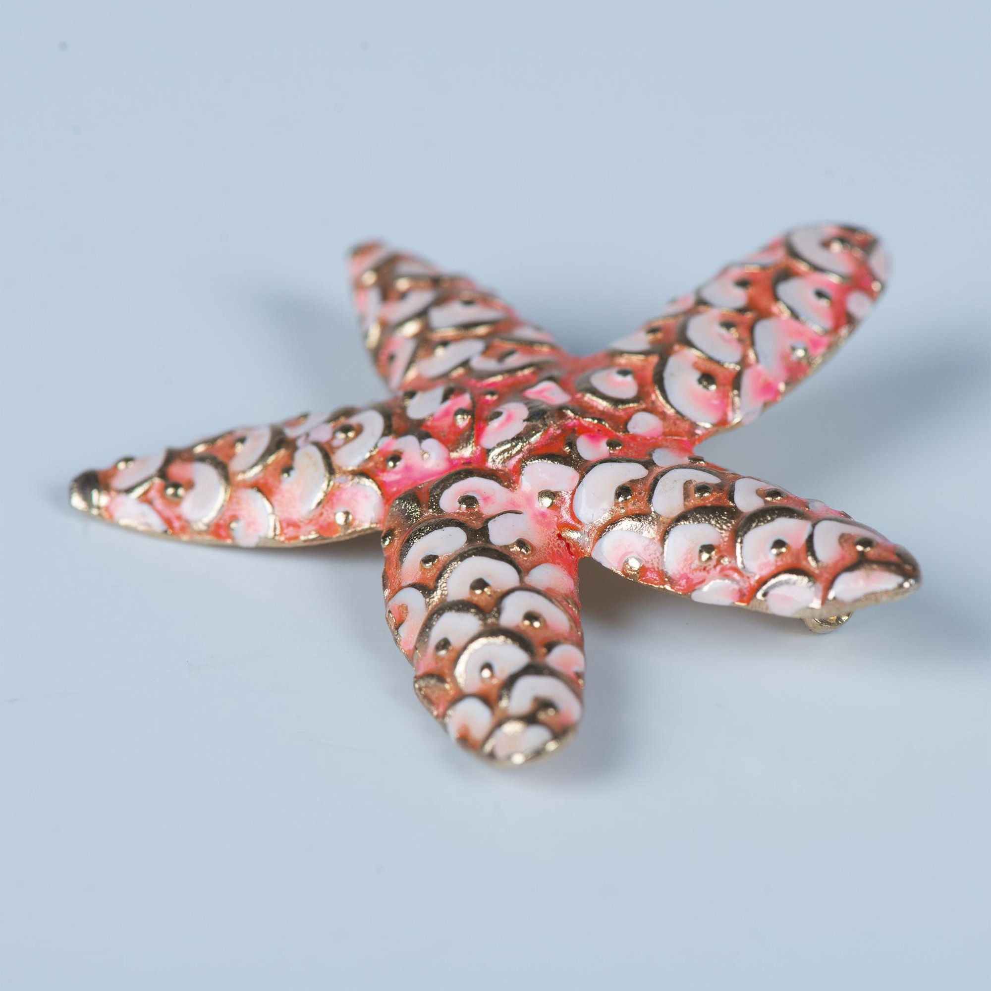Fun Pink Starfish Brooch - Image 3 of 3