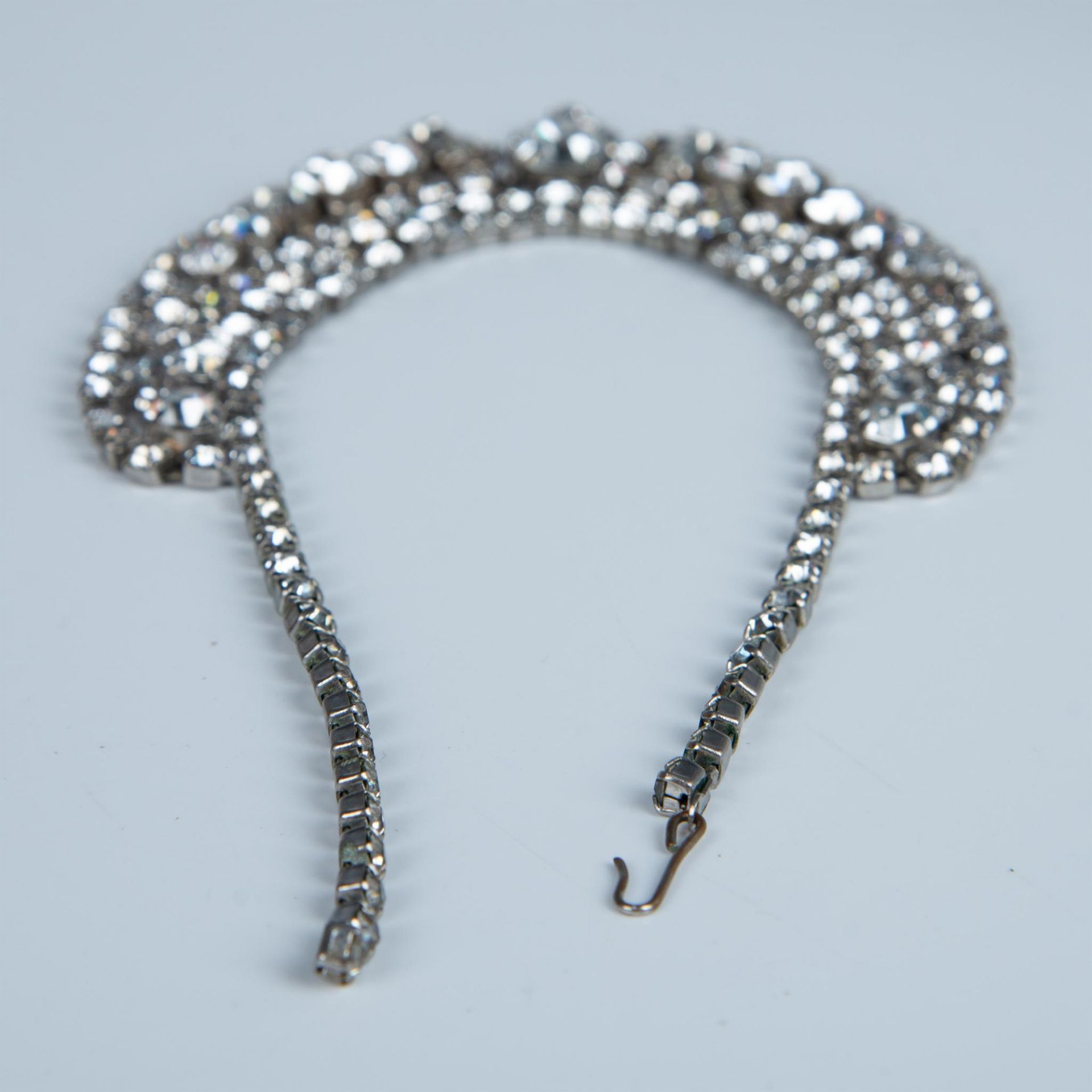 Stunning Silver Metal Rhinestone Choker Necklace - Bild 3 aus 3