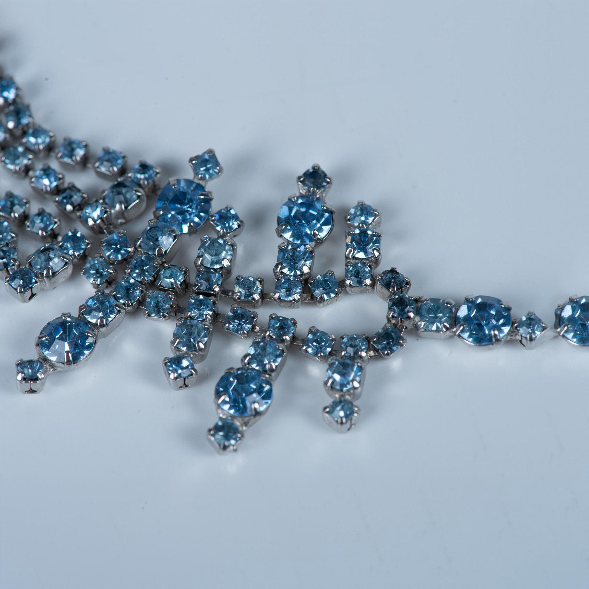 Vintage Silver Tone Blue Rhinestone Necklace - Image 3 of 3