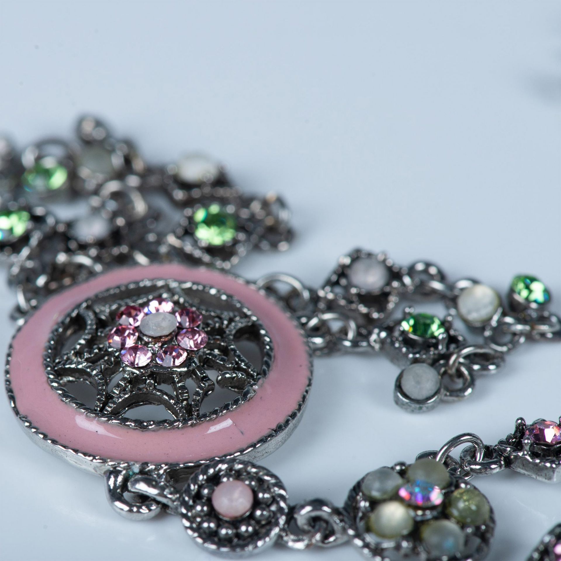 Vintage Silver Tone Rhinestone & Pink Enamel Flower Necklace - Image 5 of 7