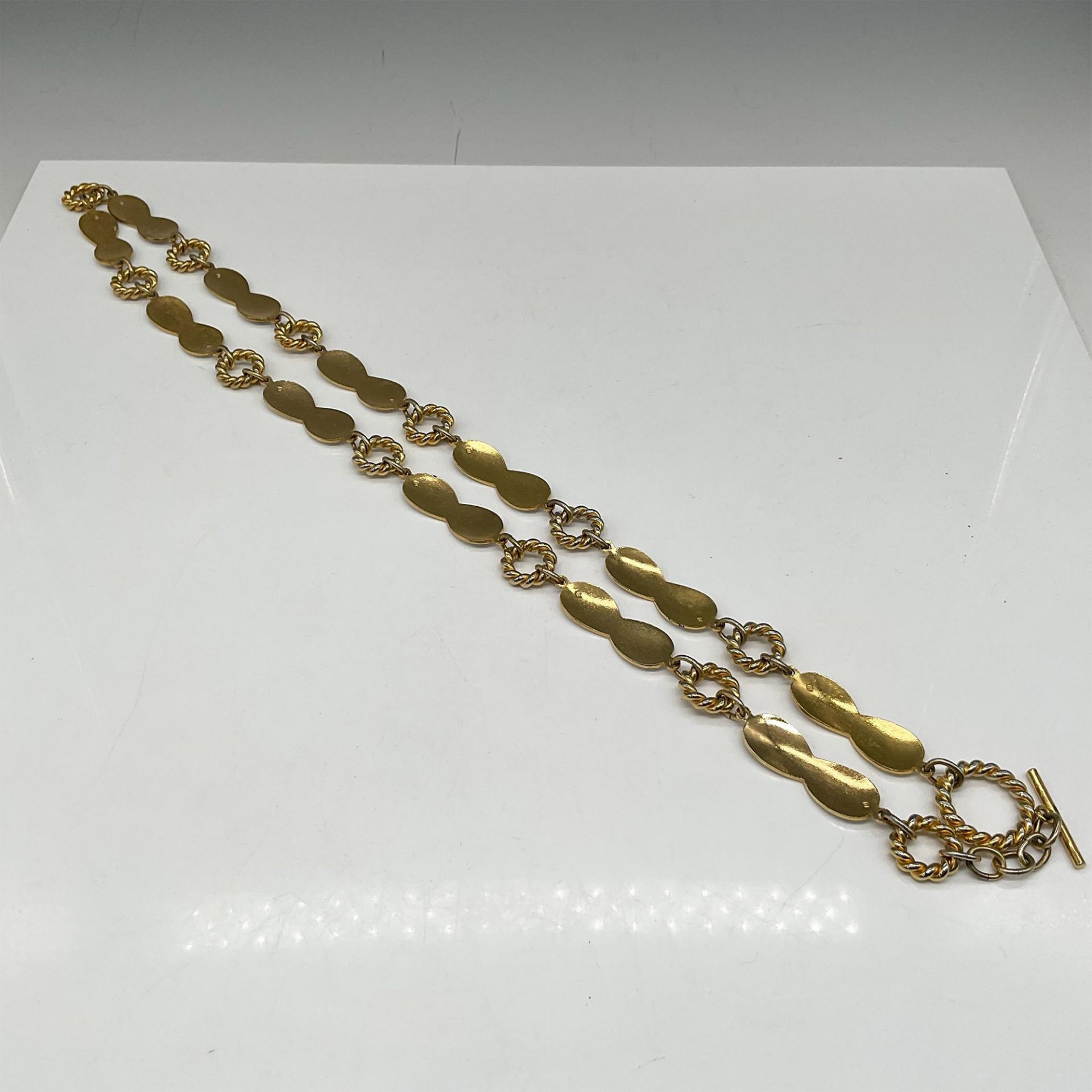 Vintage Gucci Gold Metal & Enameled Belt, Size Small - Image 3 of 3