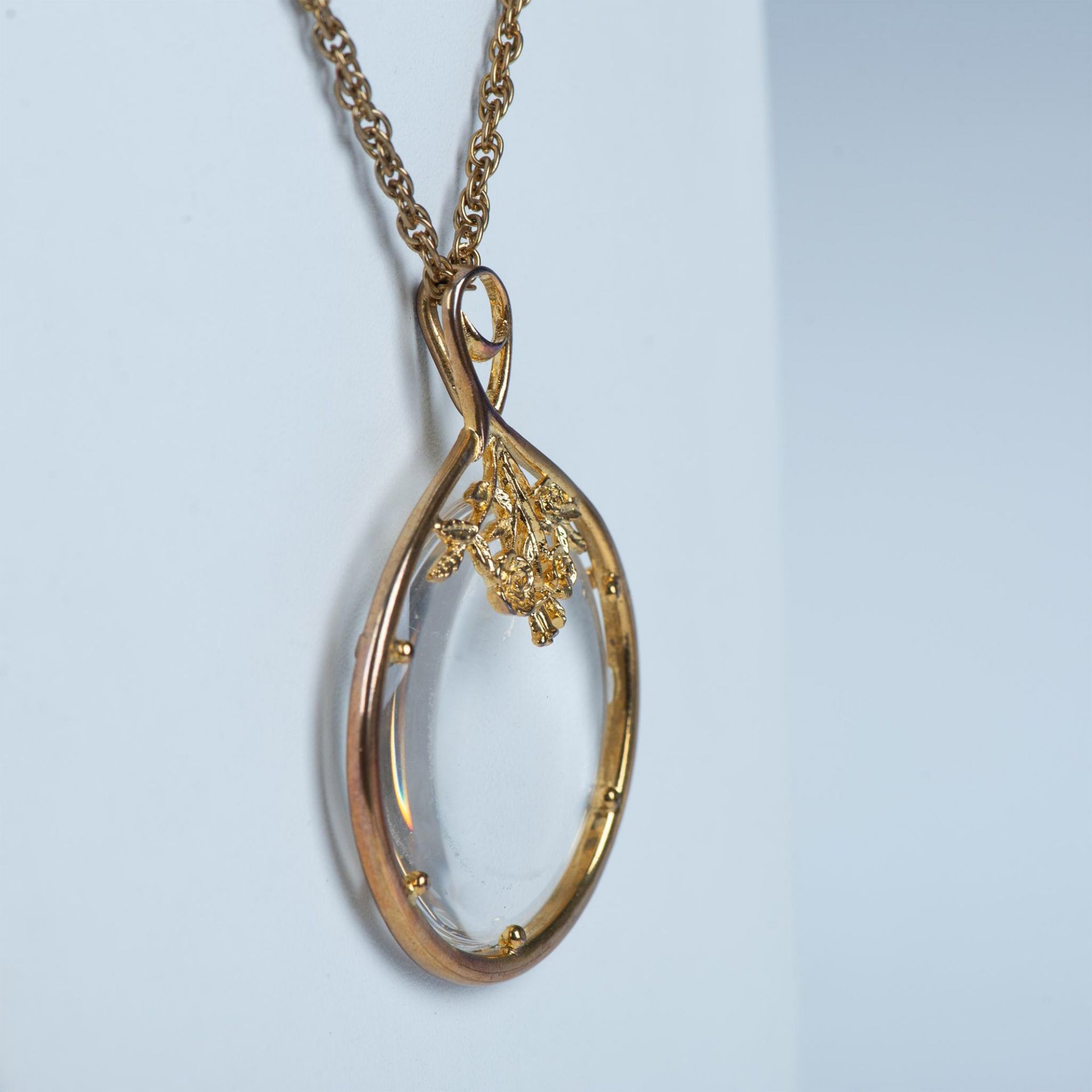 Vintage Gold Tone Floral Magnifying Glass Necklace - Bild 2 aus 4